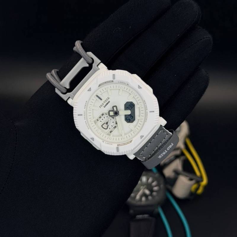 Casio Protrek Hiker Line PRJ-B001  Full white