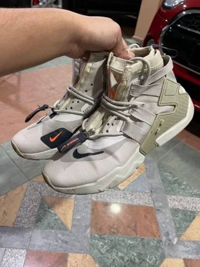 Nike Air Huarache Gripp Desert Sand