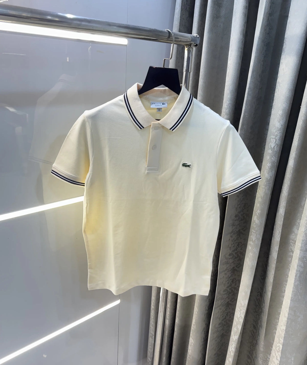 Lacost e Cream Embroidery Logo Premium Polo T-Shirt