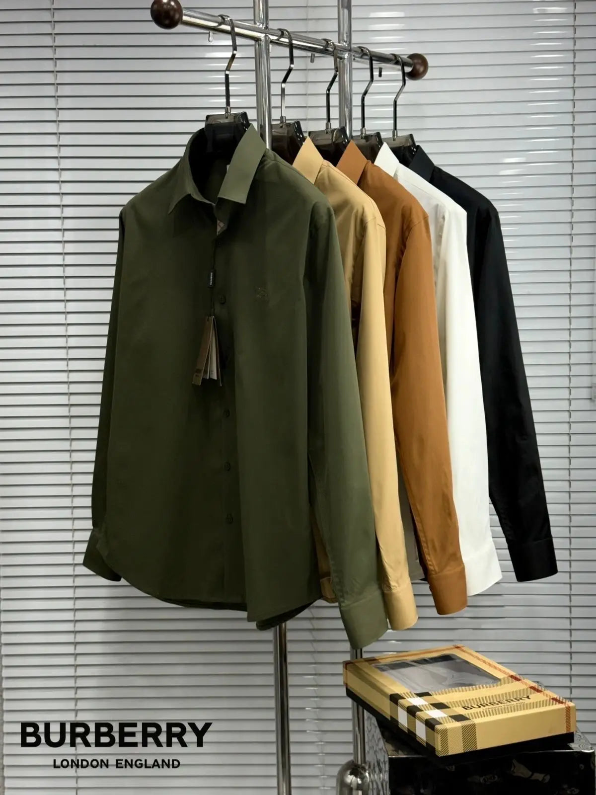 Burberr y  Olive   Premium Shirt With Original Box