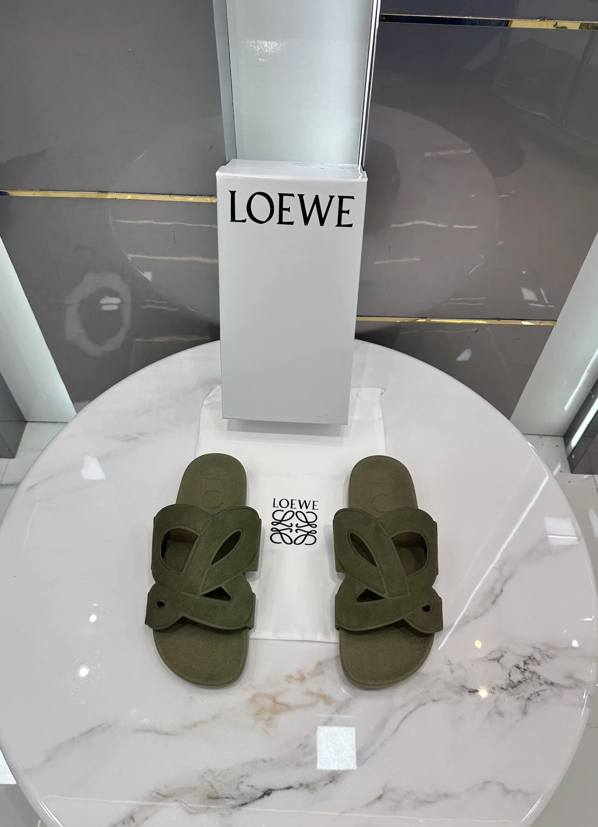 Loewe_Olive Premium Luxury Slide For Men