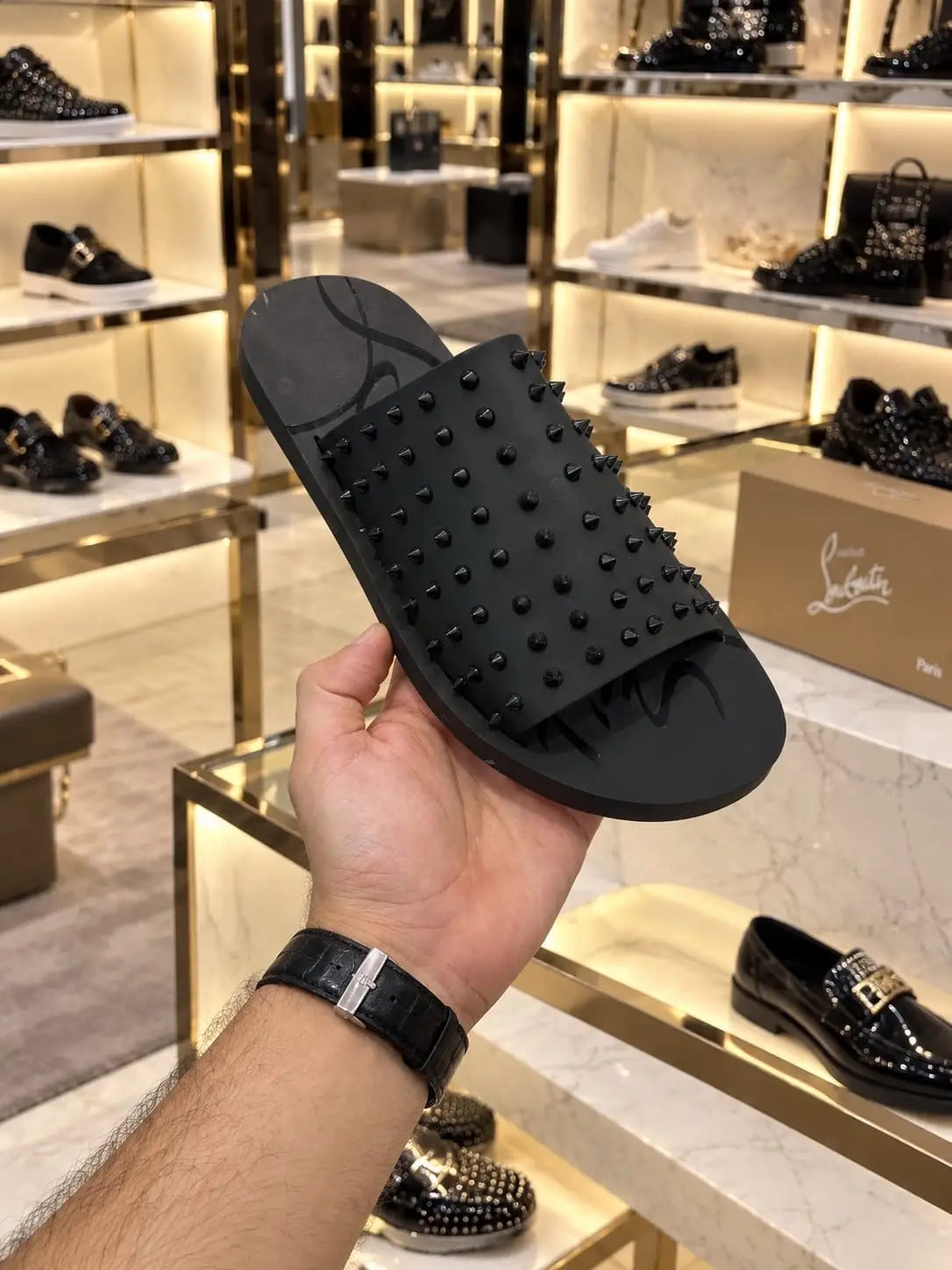 Christian_Louboutin_Pool Fun Flat Premium Luxury Slide