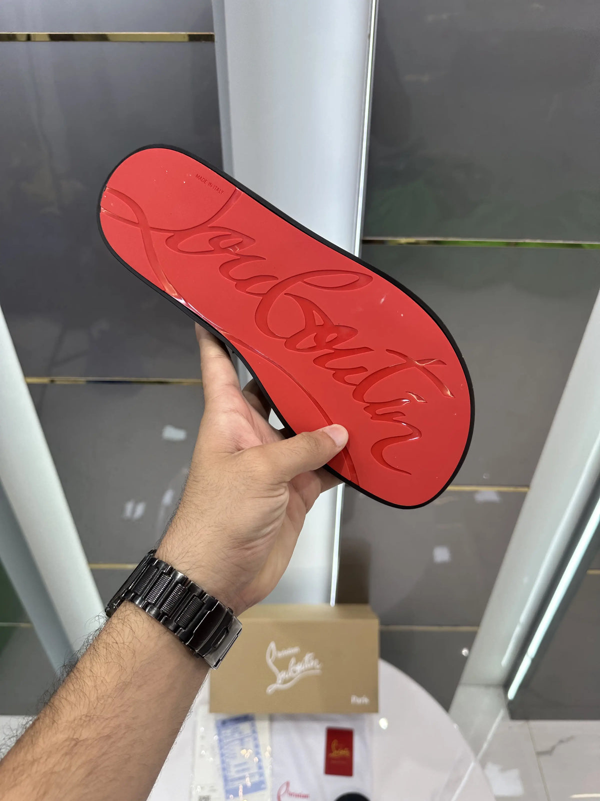 Christian_Louboutin_Pool Fun Flat Premium Luxury Slide