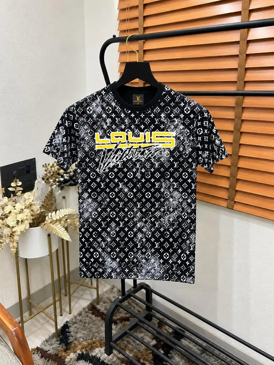 Loui_s Vuitton All Over Monogram Printed Premium T-shirt