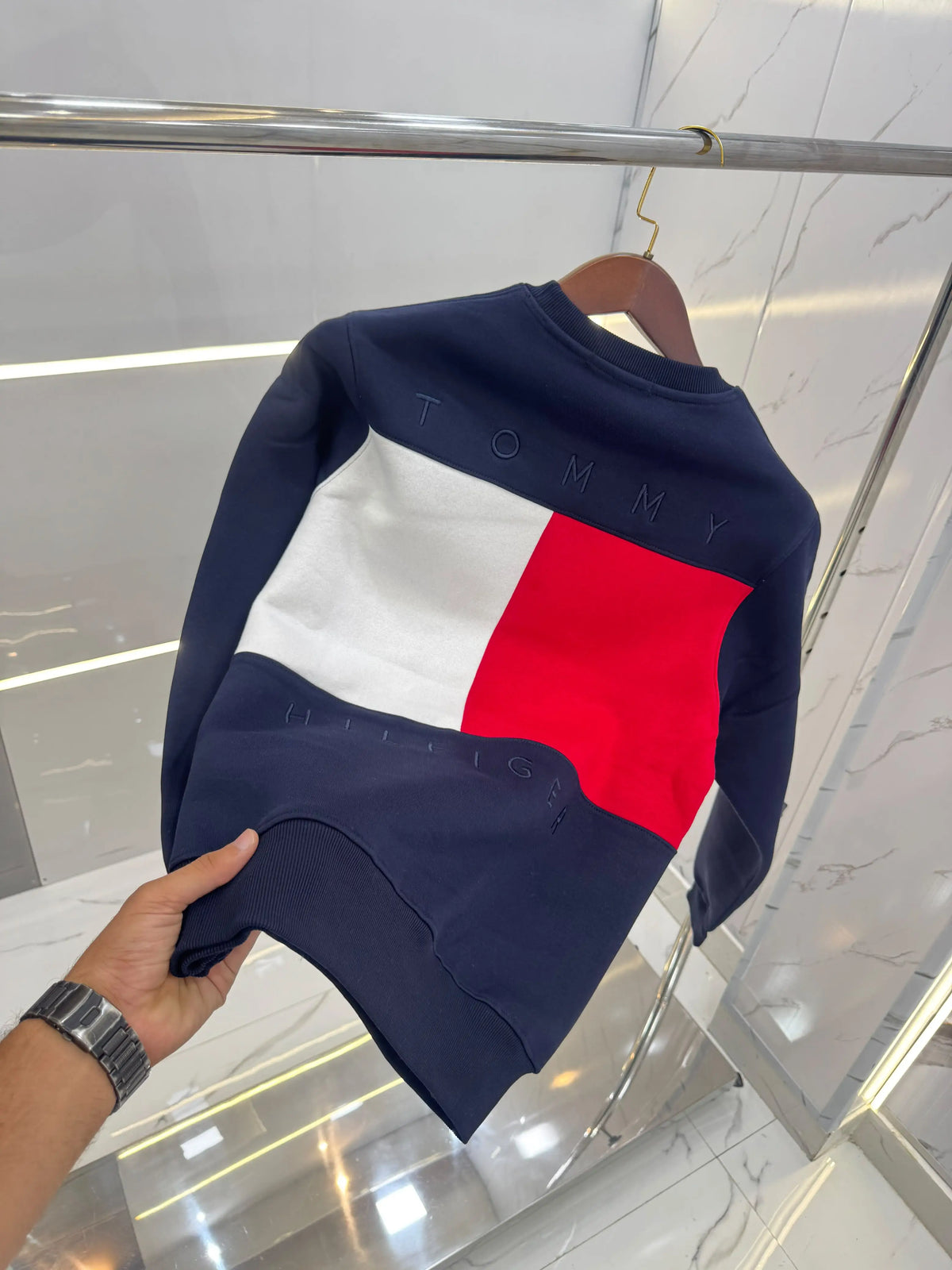 Tomm y Hilfiger Navy Blue Premium Sweatshirt
