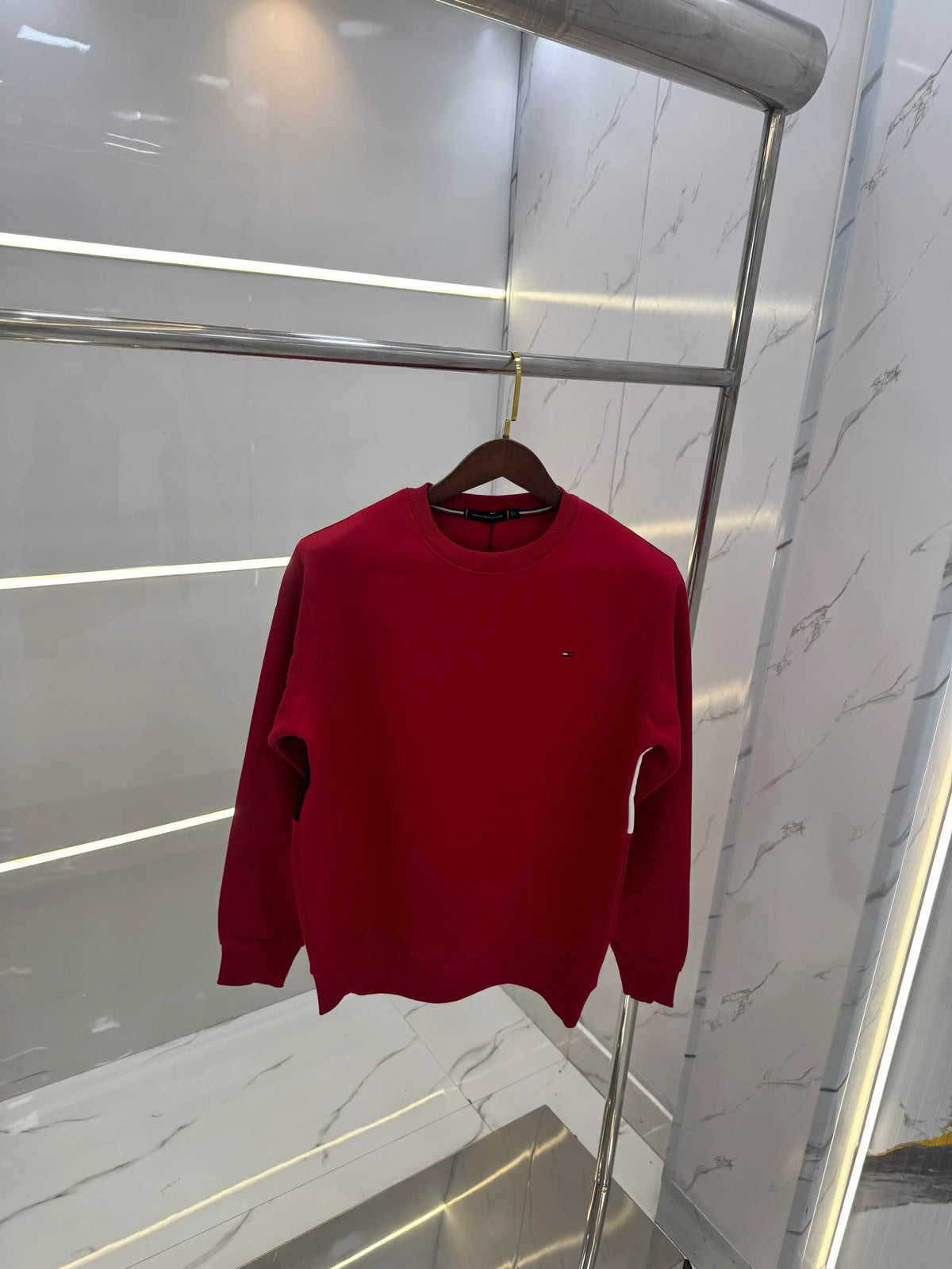 Tomm y Hilfiger Red Premium Sweatshirt