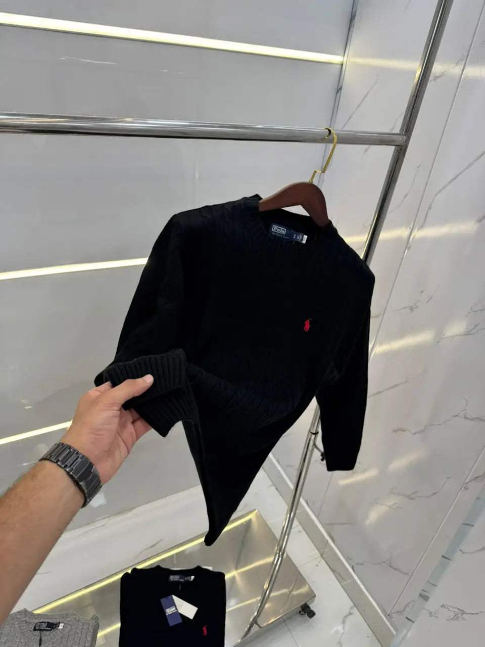 Ralp h  Lauren Balck Imported Knitted Pull Over