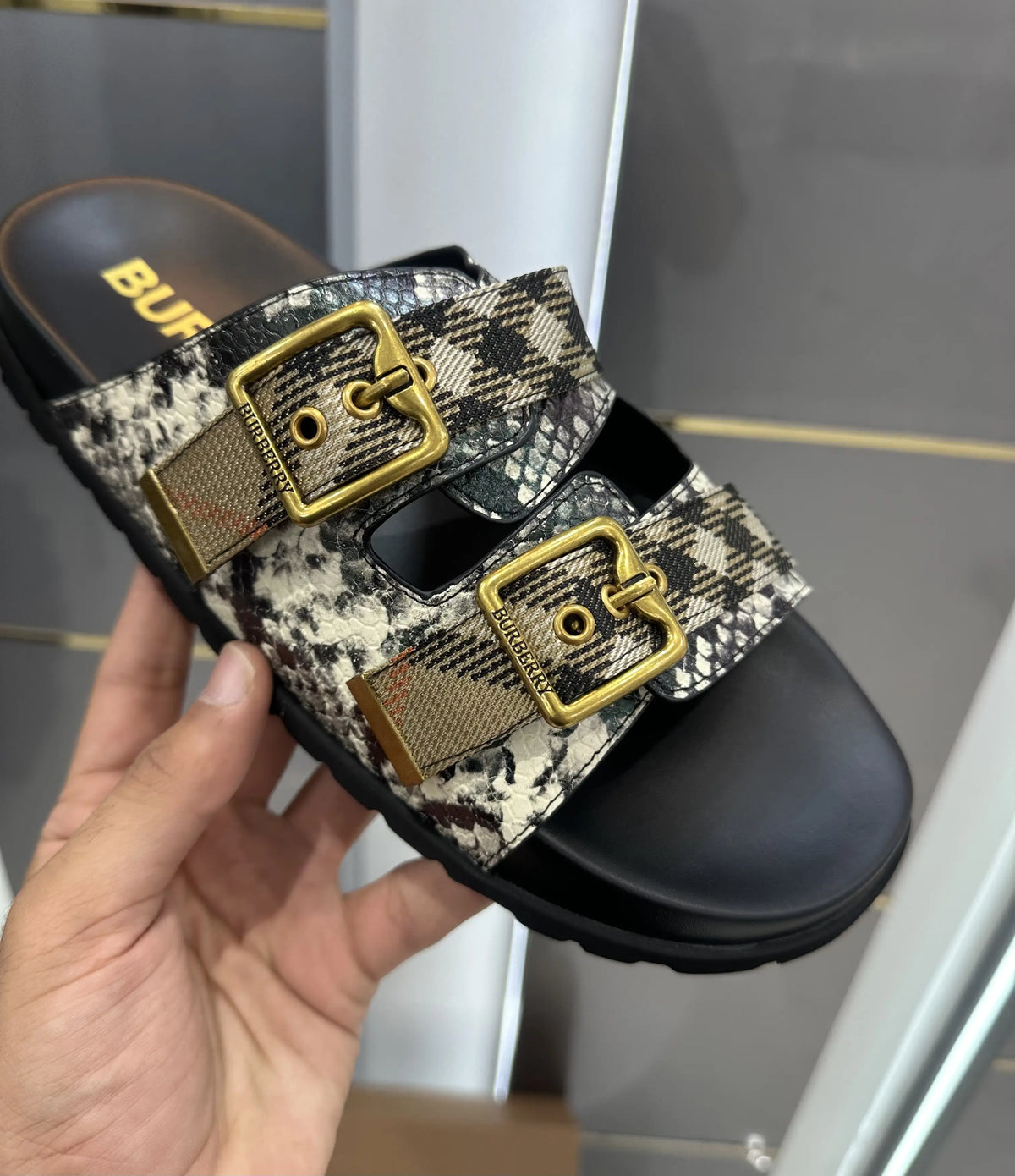 Burberry_Black Double Lock Premium Luxury Slide For Men