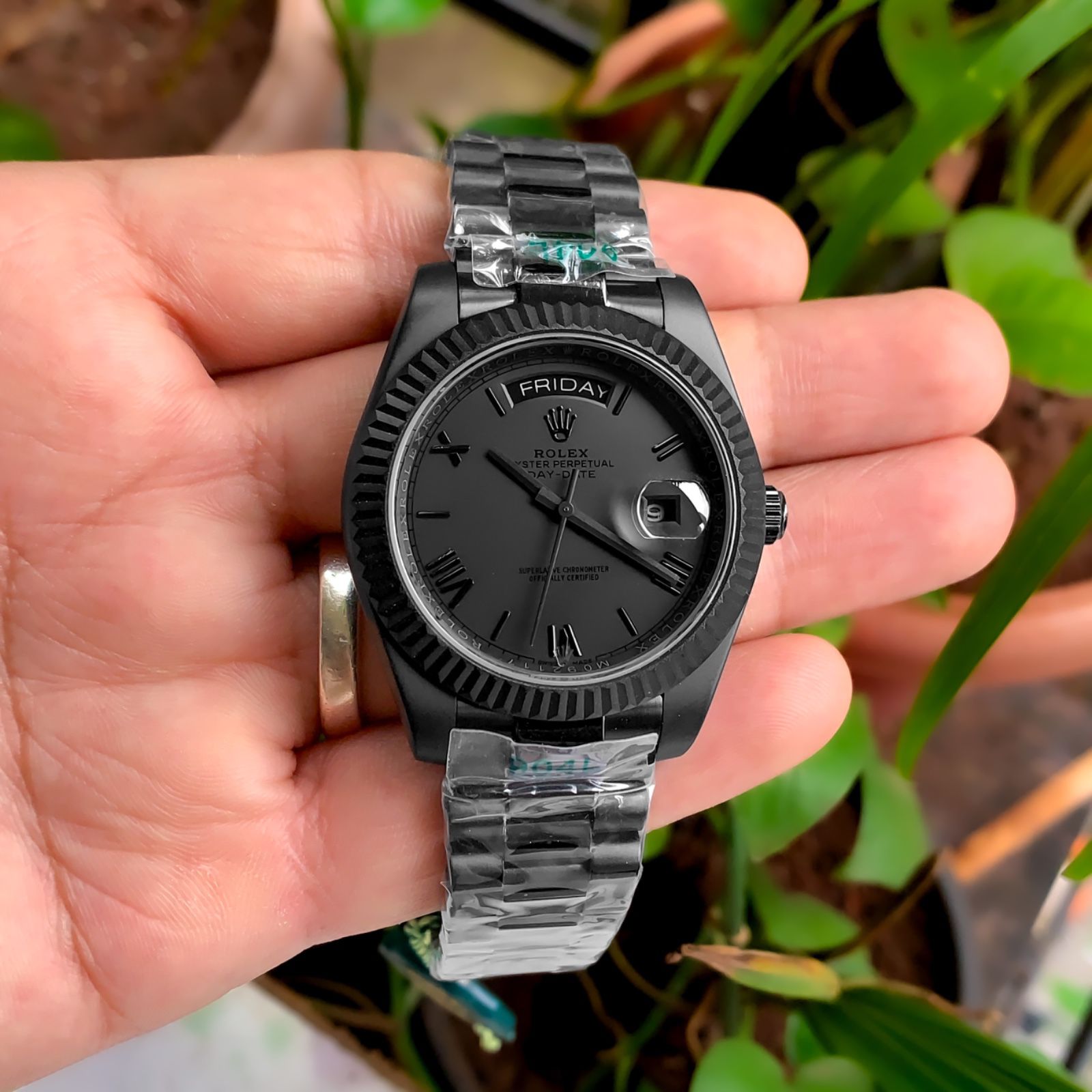 luxury Full Black Watch