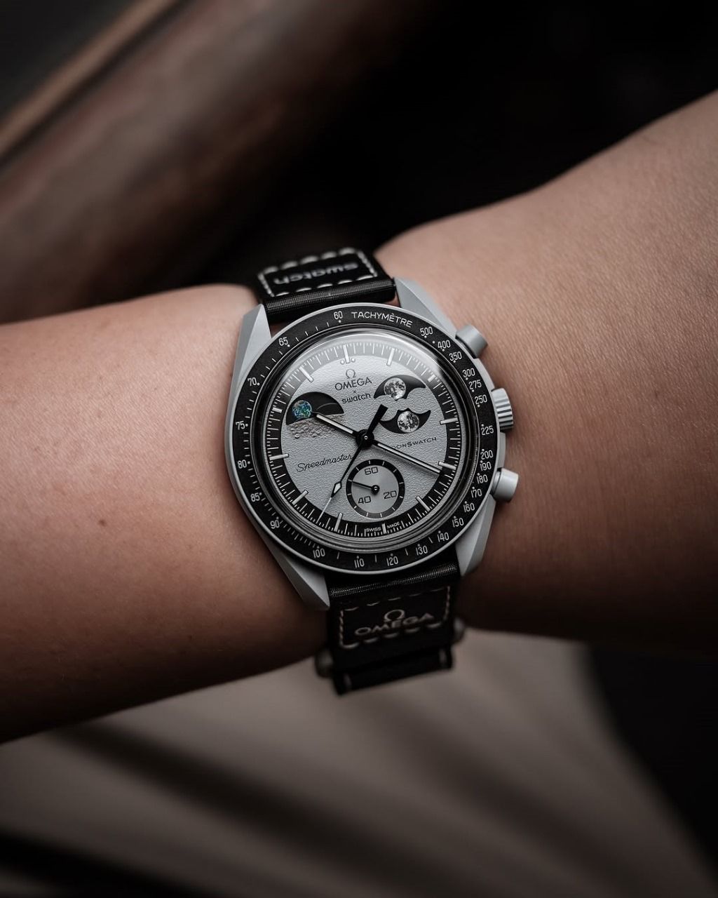 luxury moon watch 46528