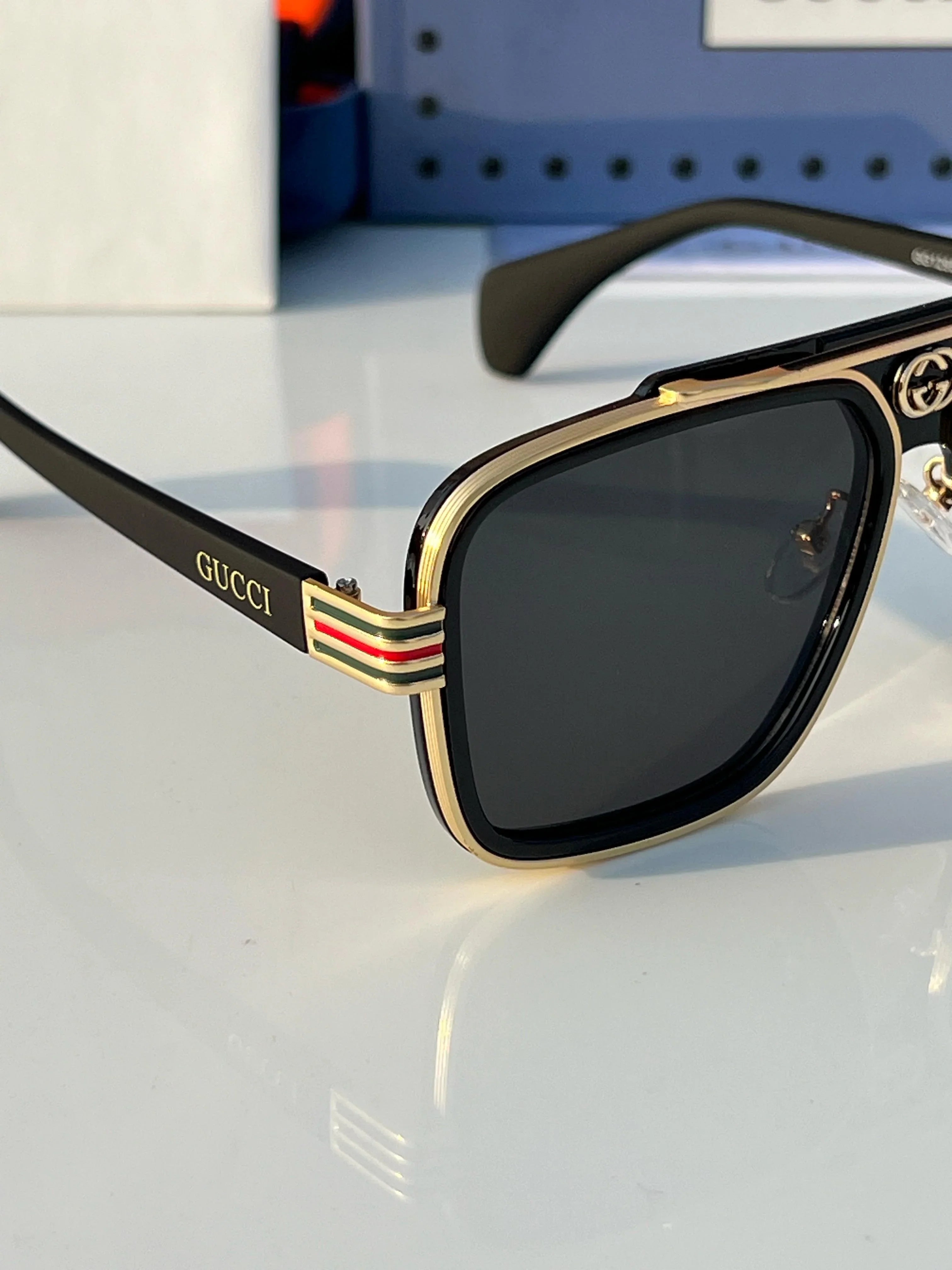 Guc_ci Black Unisex Sunglass
