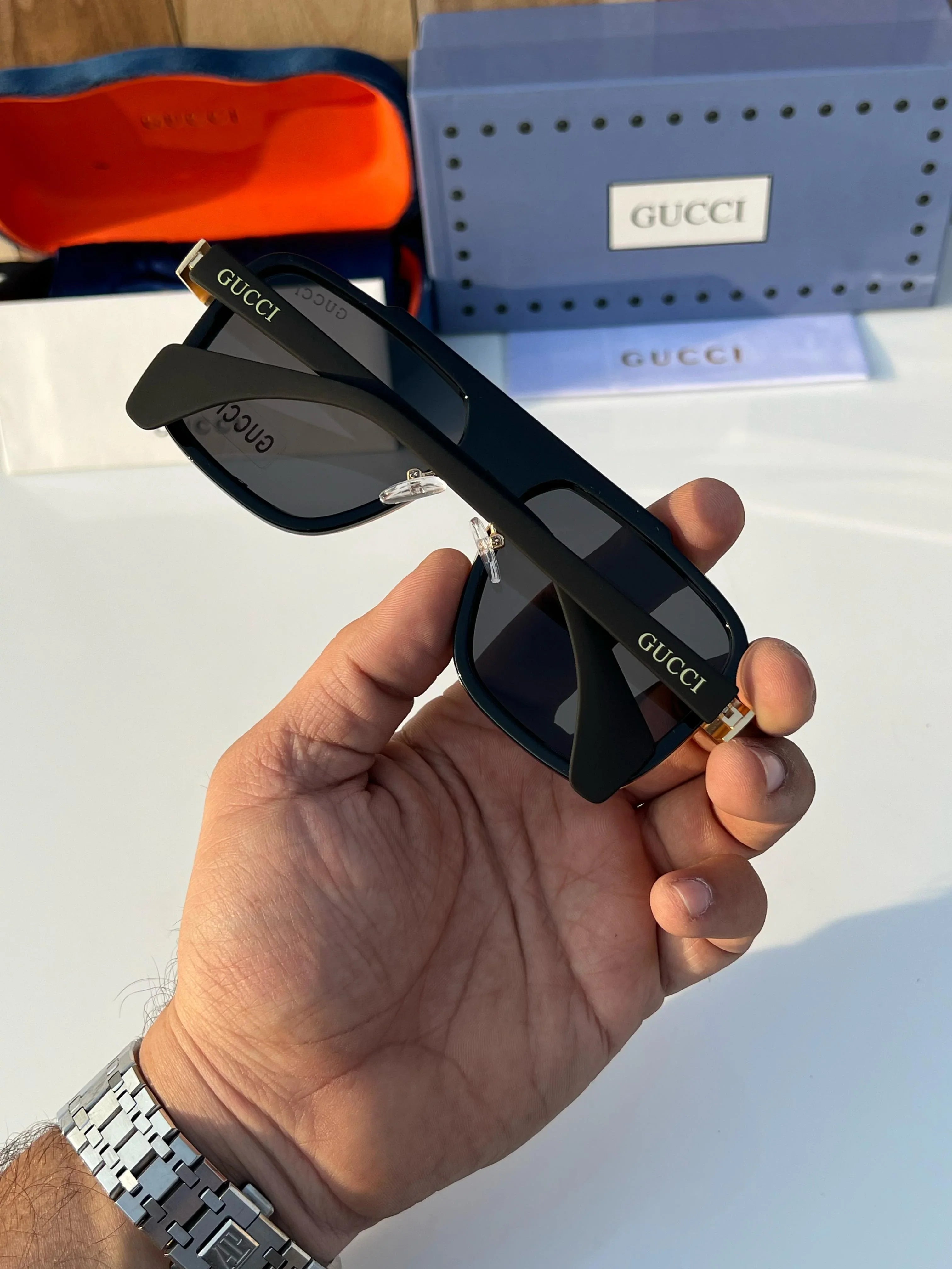 Guc_ci Black Unisex Sunglass