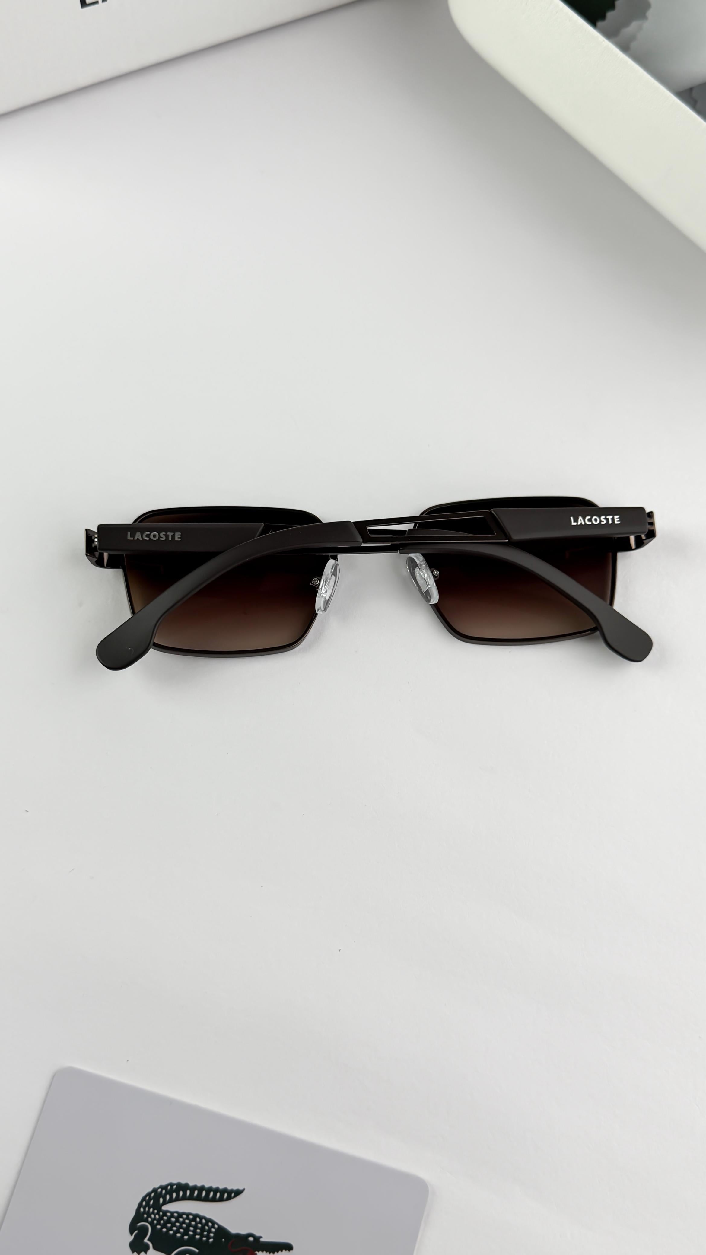 LAC_STE BROWN 0912