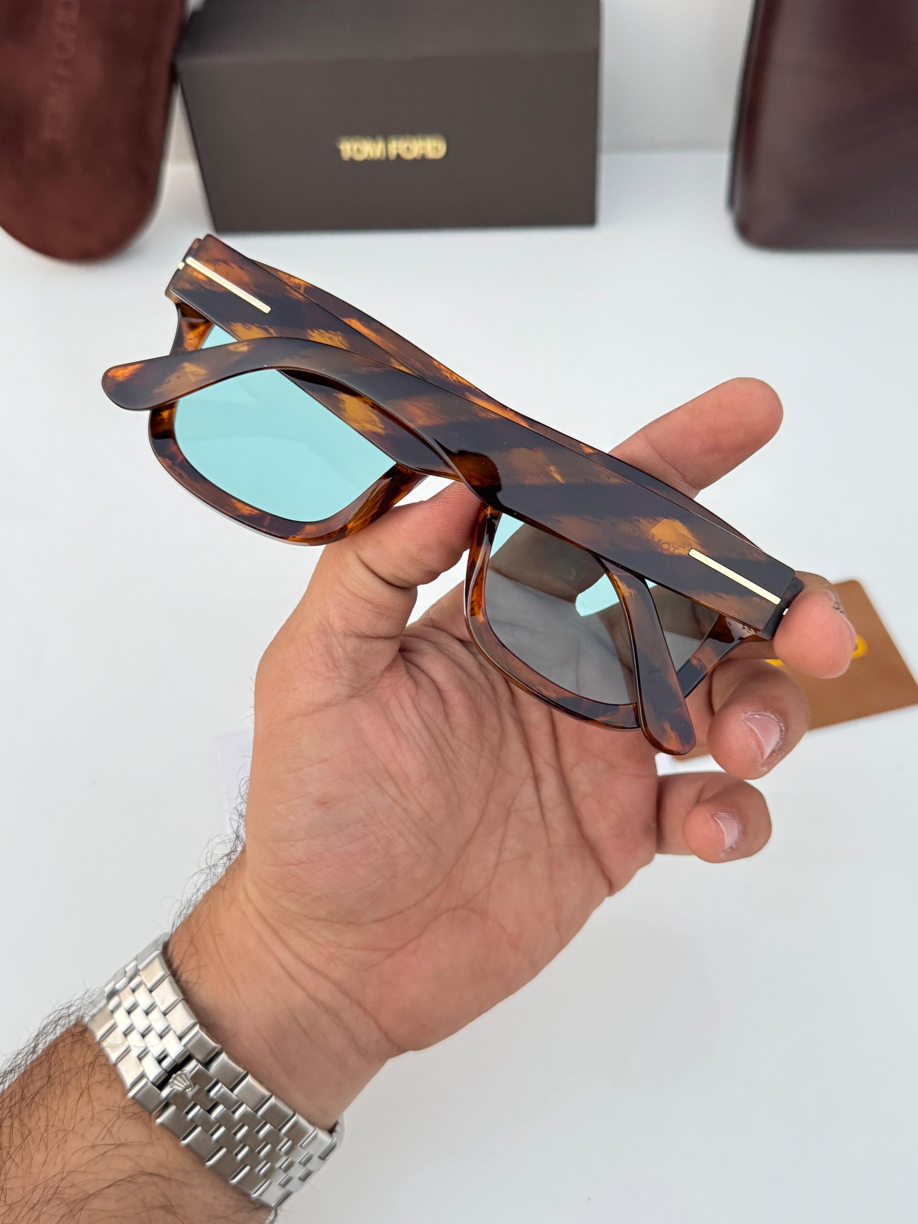 TO__M FORD SUNGLASS