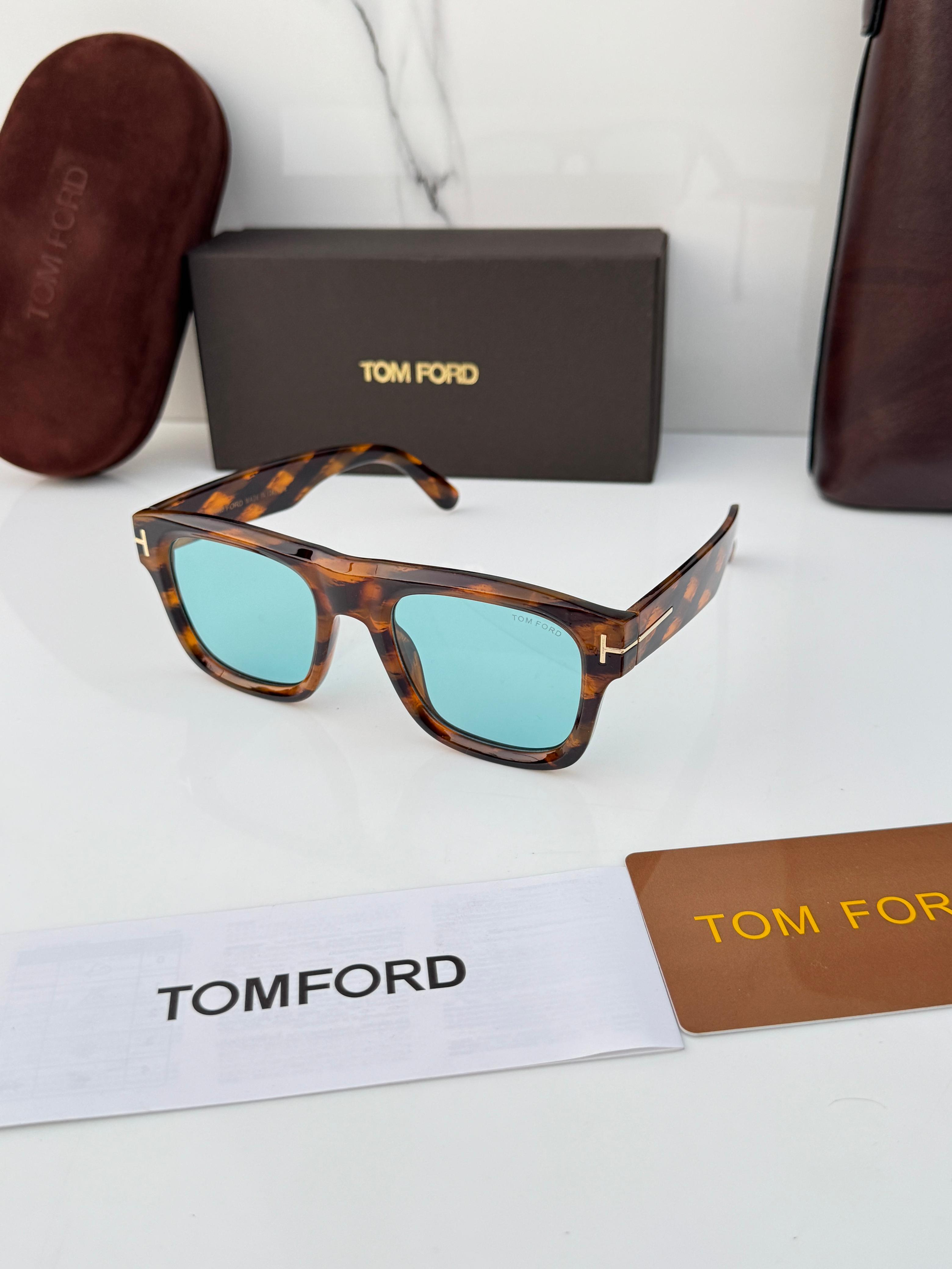 TO__M FORD SUNGLASS