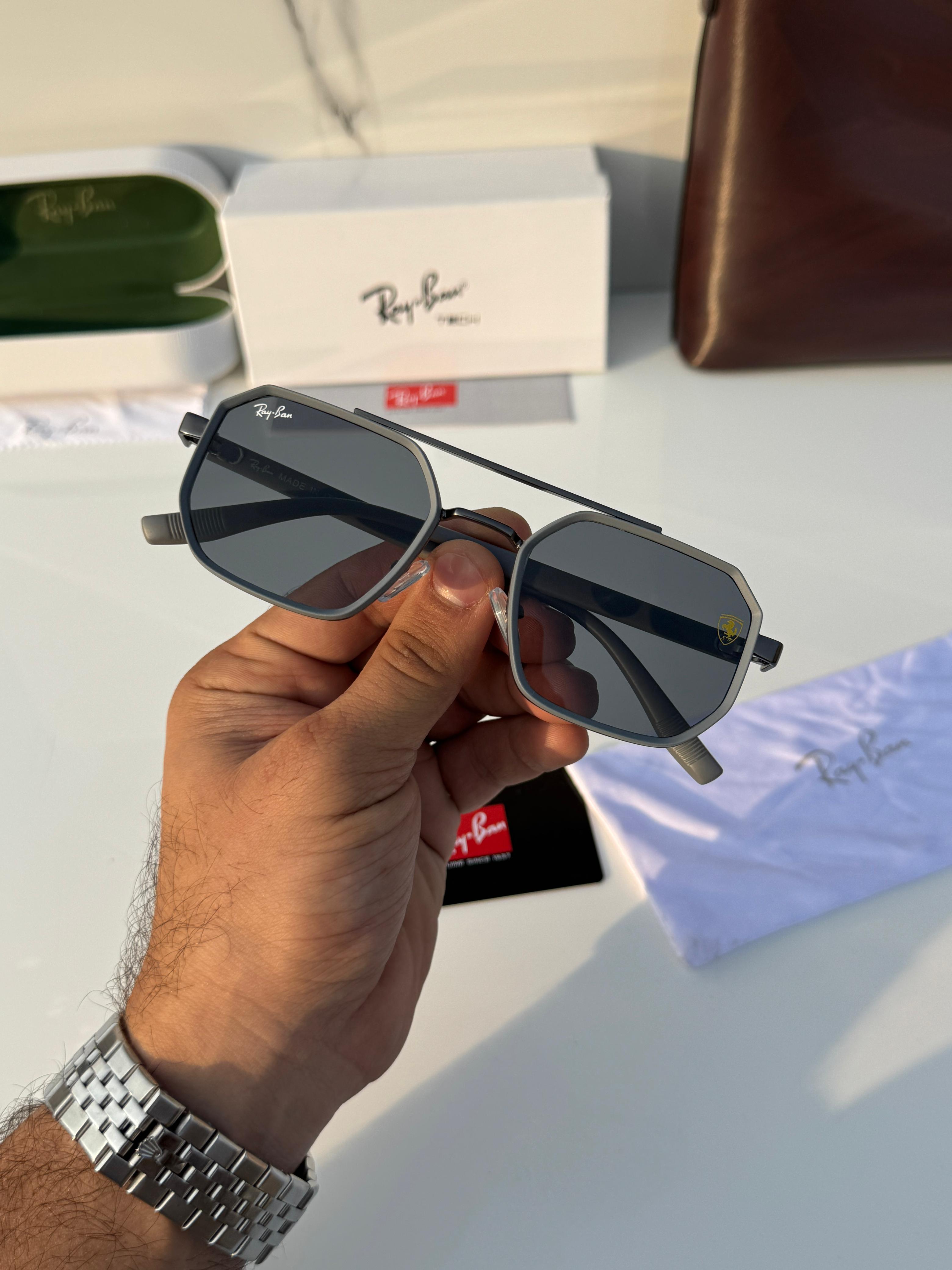 RAY__BN SUNGLASS 3700