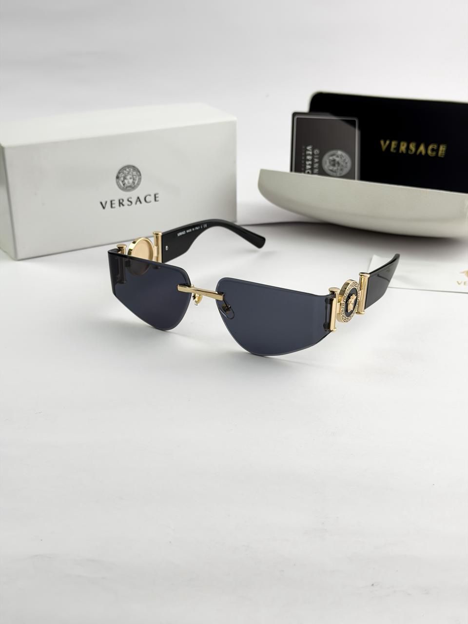VER_SACE SUNGLASS 2525
