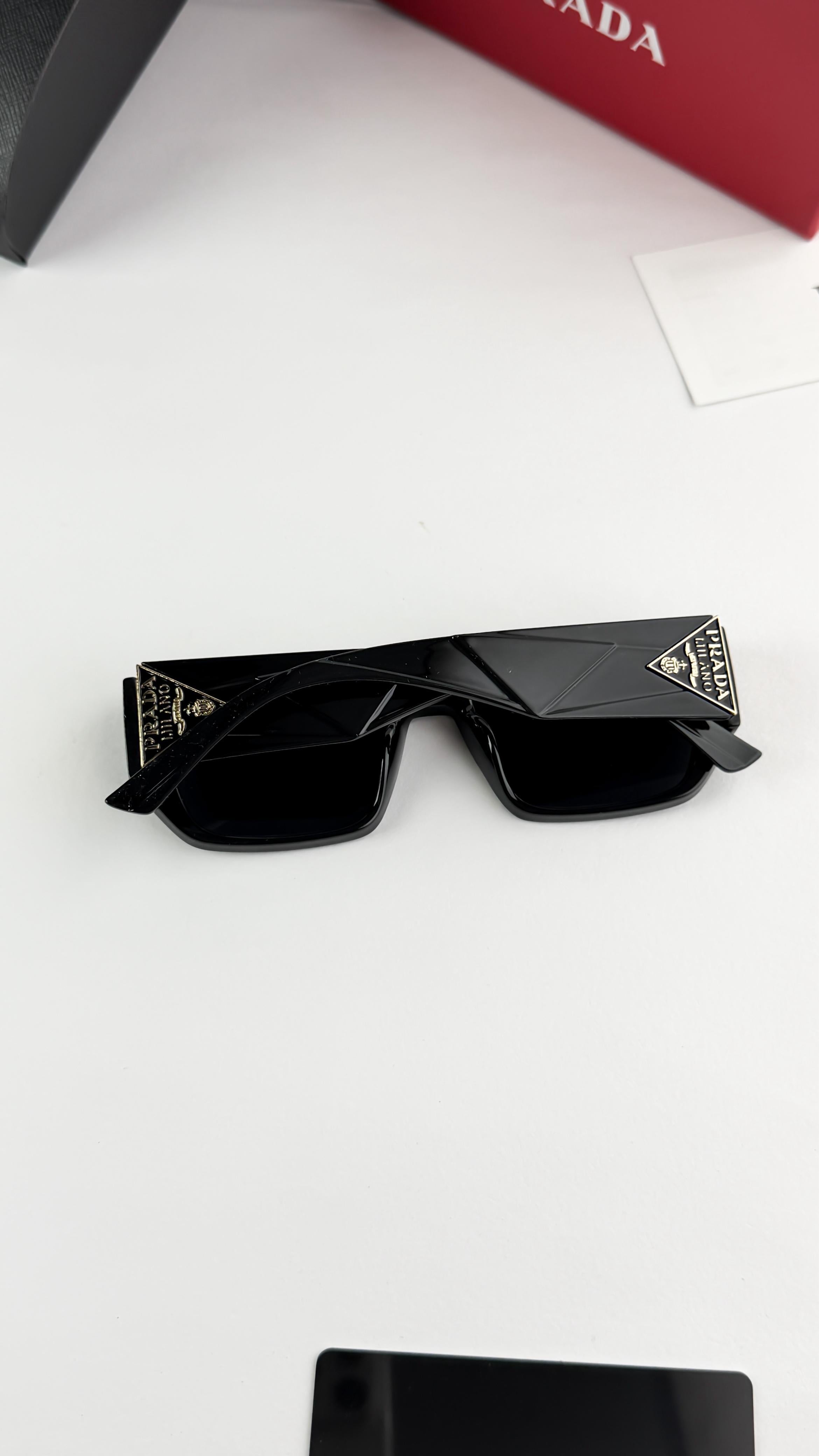PRA__DA BLACK 5804