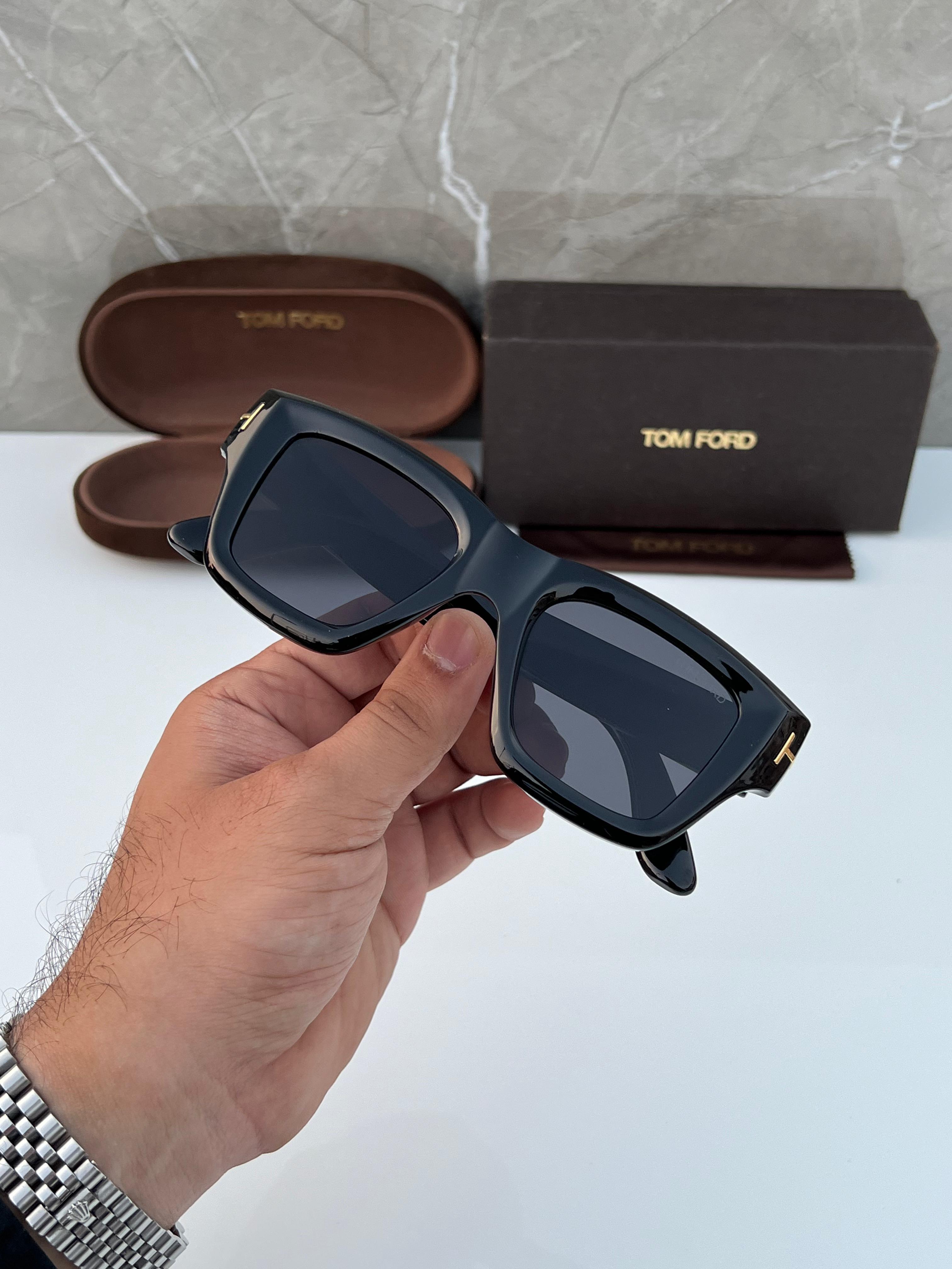 Tom_ford cm *