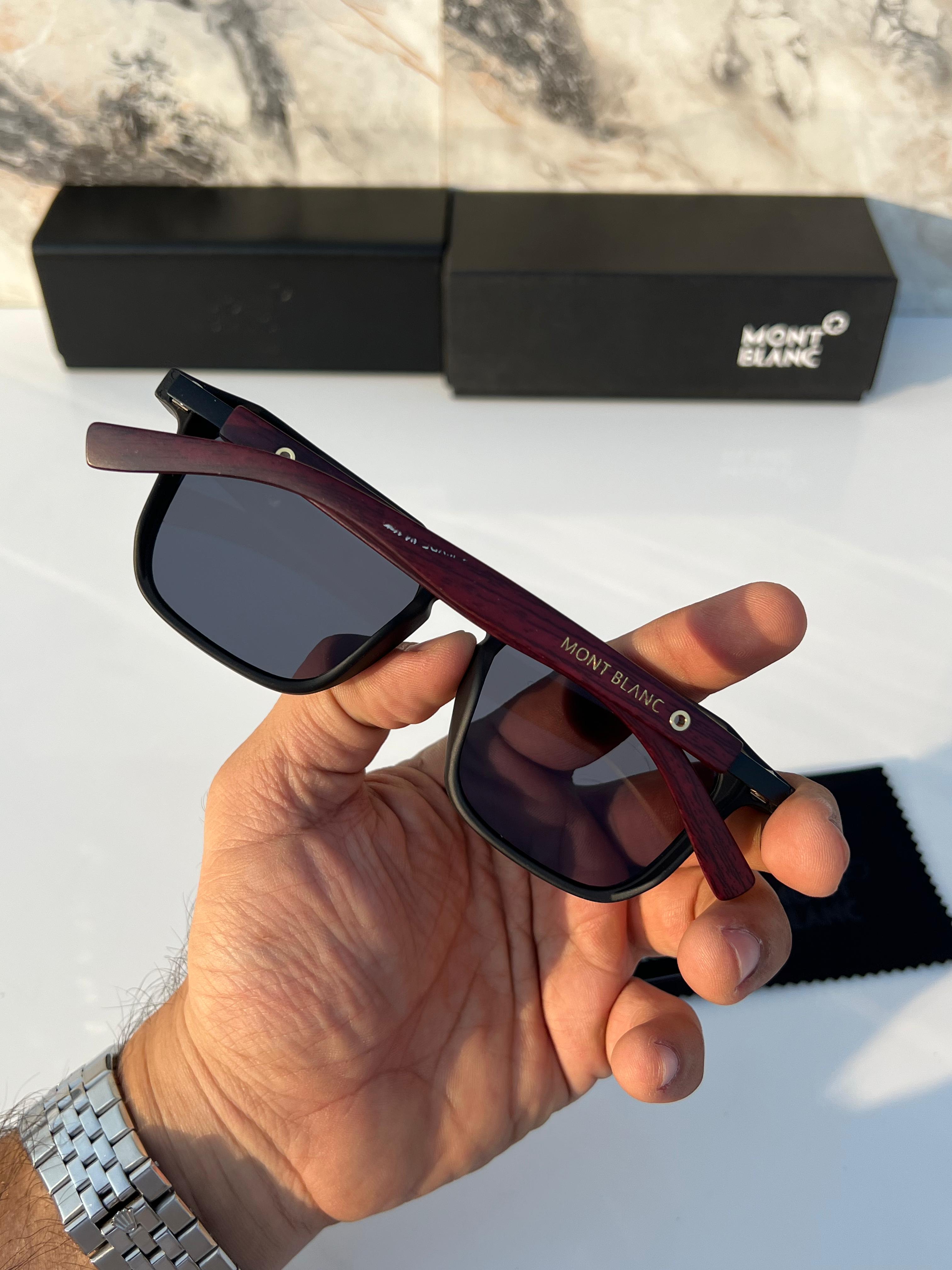 M_ont bl_anc 200 matt black
