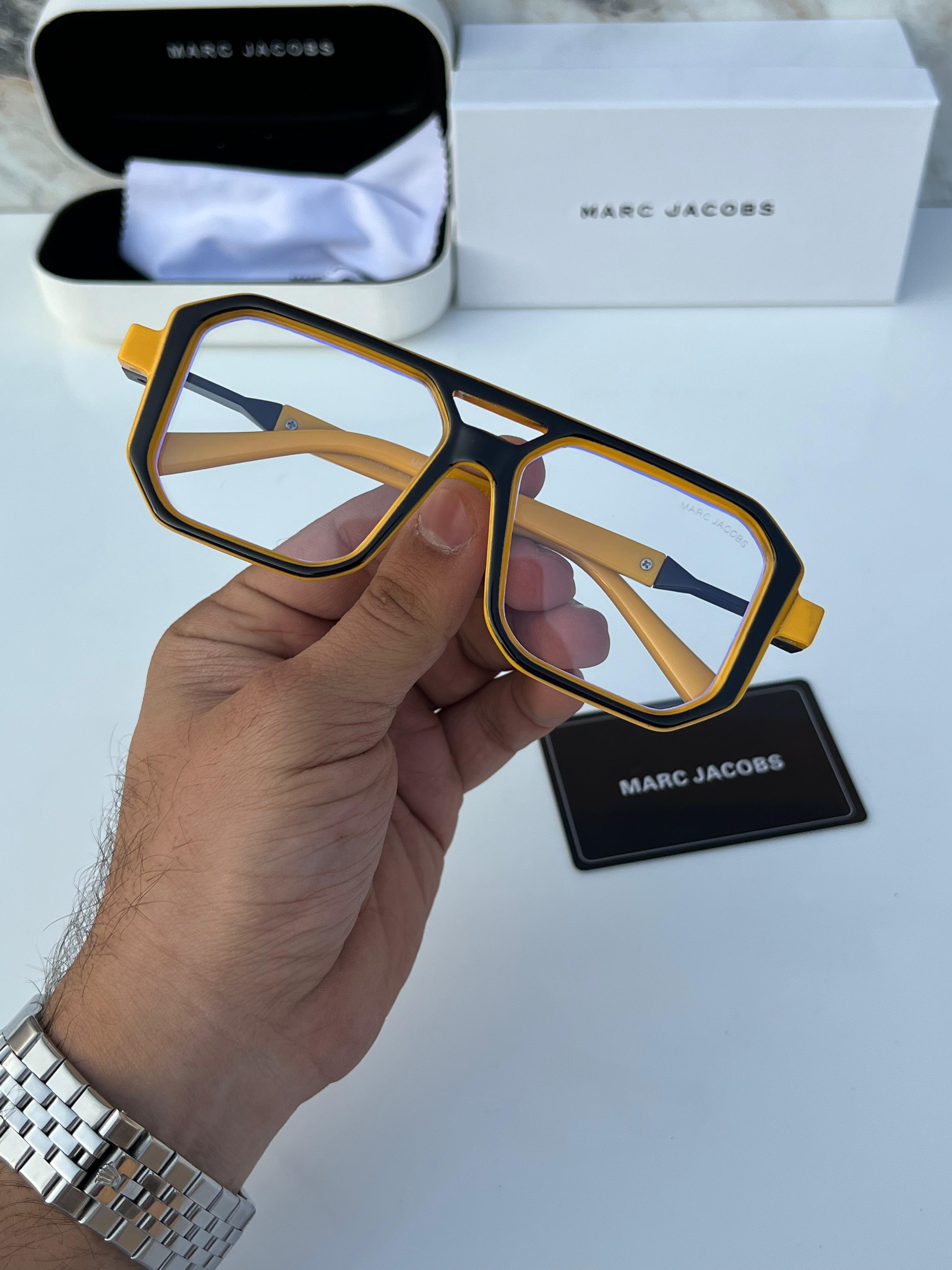 Ma_rc ja_cobs 6125 black yellow plano