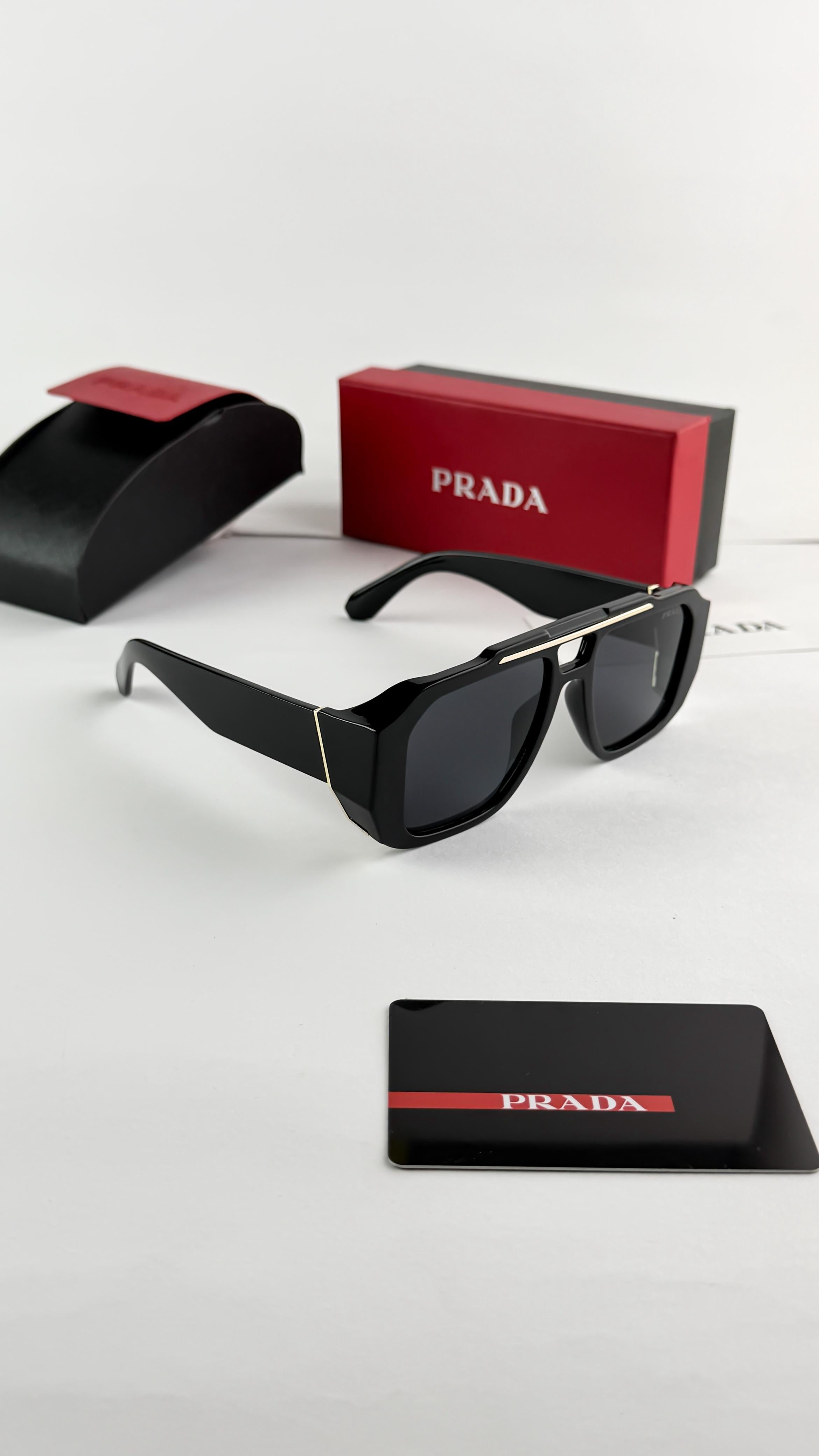 sunglass