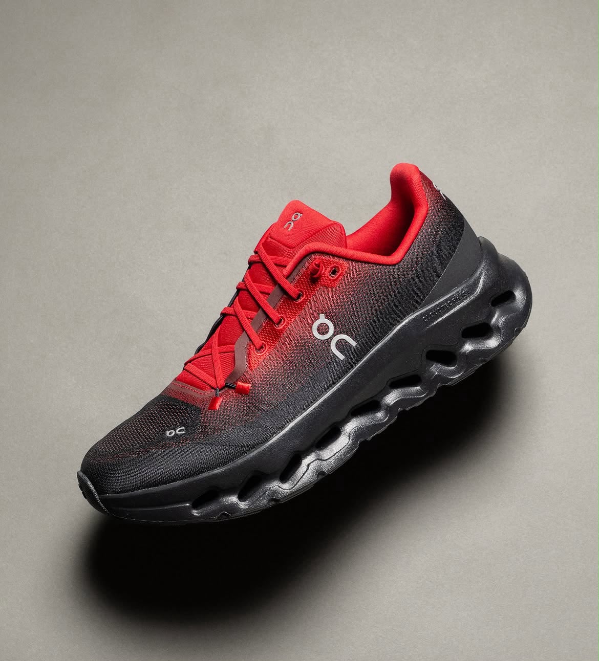 ON CLOU_D TILT BLACK RED