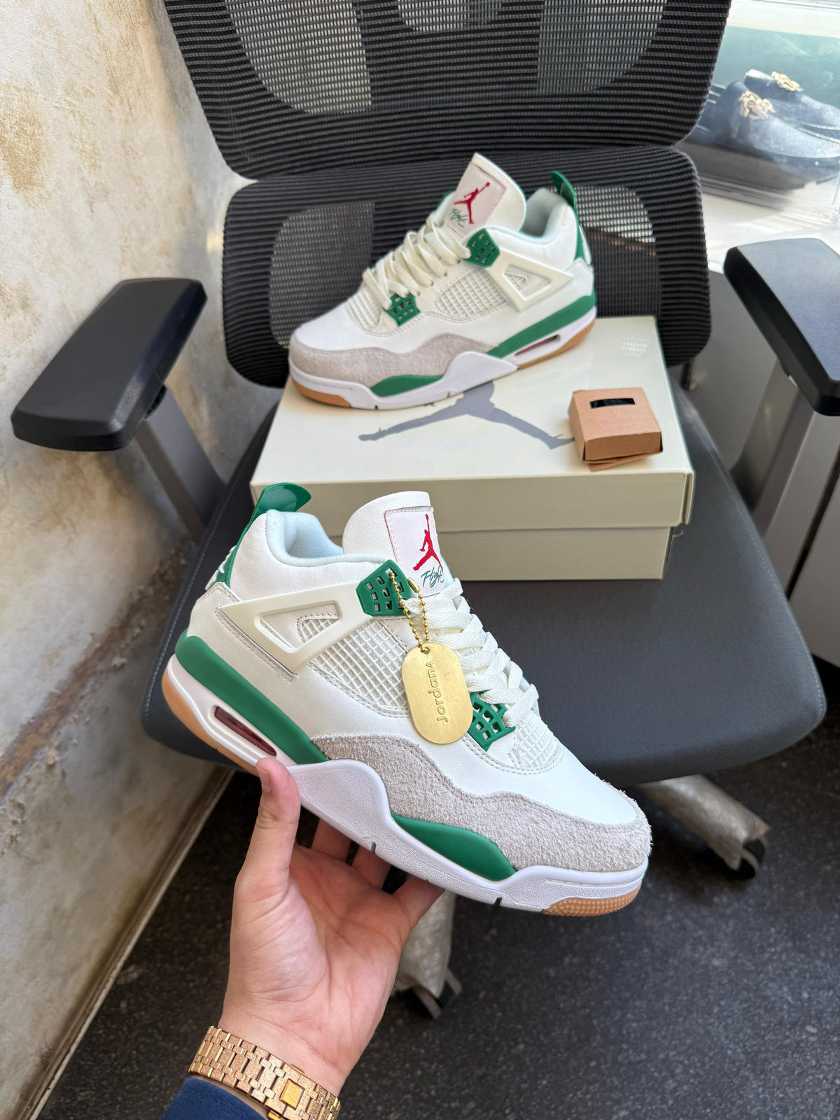 NIK_E AIR JORDAN 4 PINE GREEN