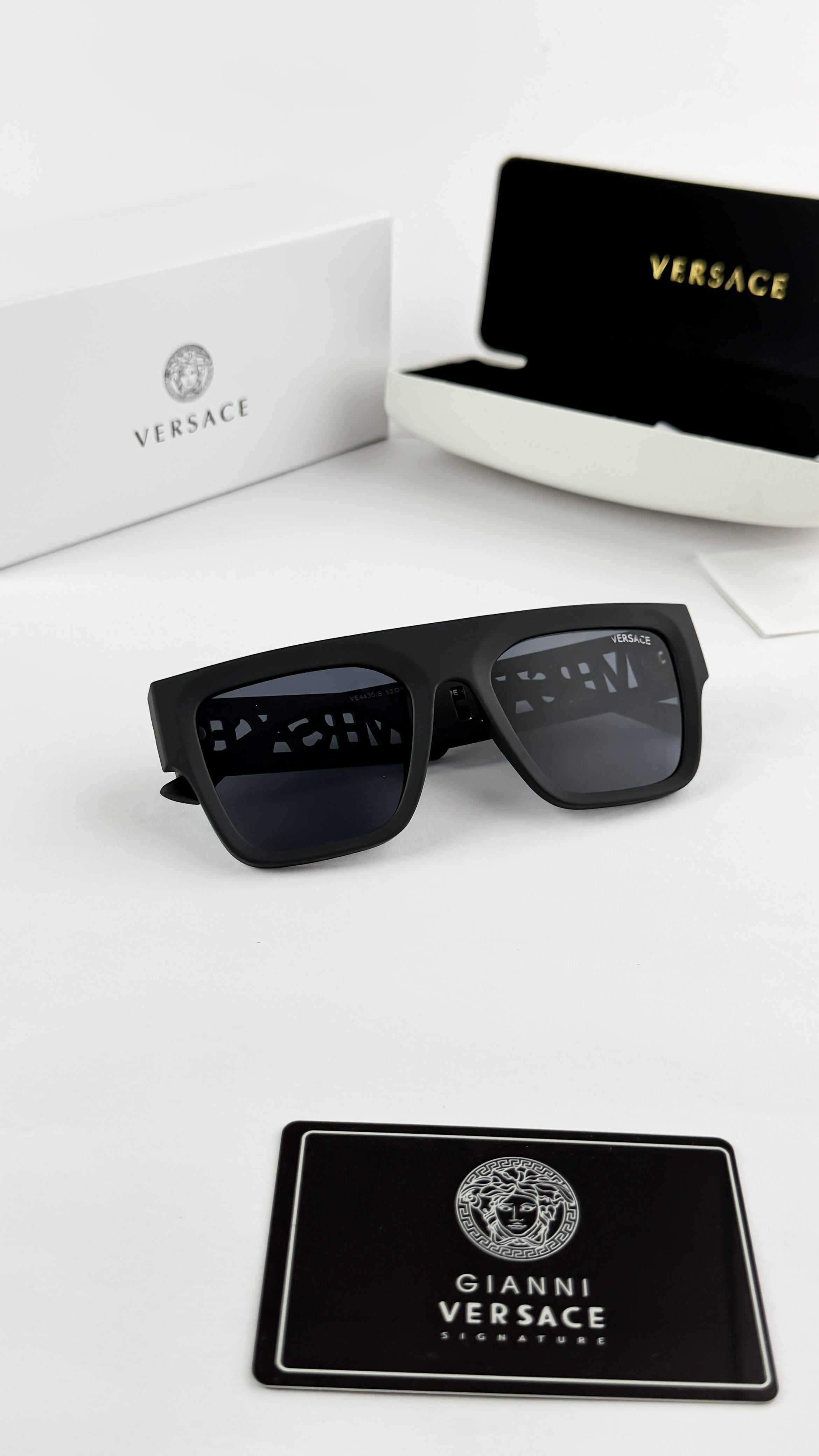 VER_SA_CE BLACK GREY SIDE 4430