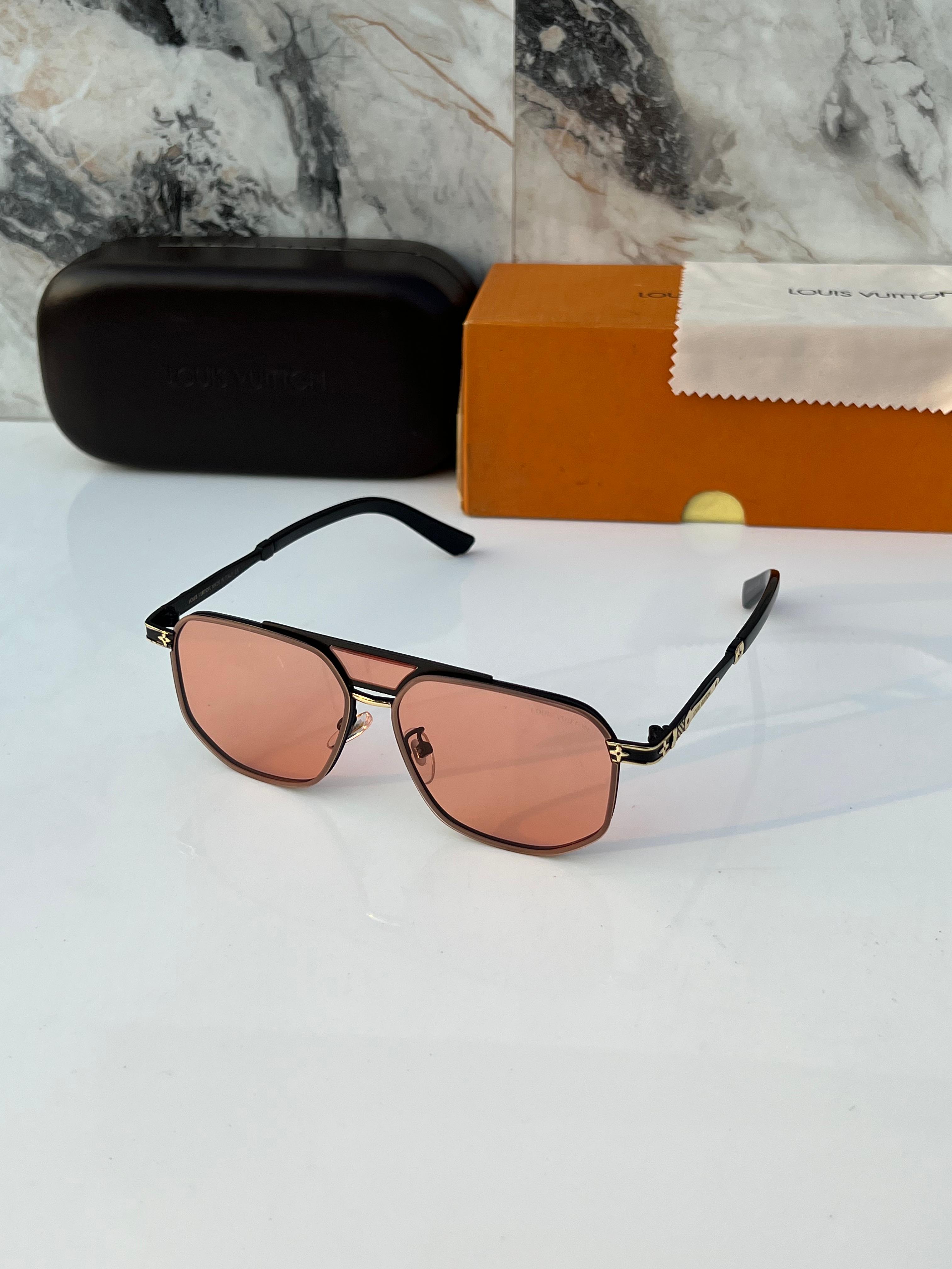 L_uis vuit_ton 2593 black red
