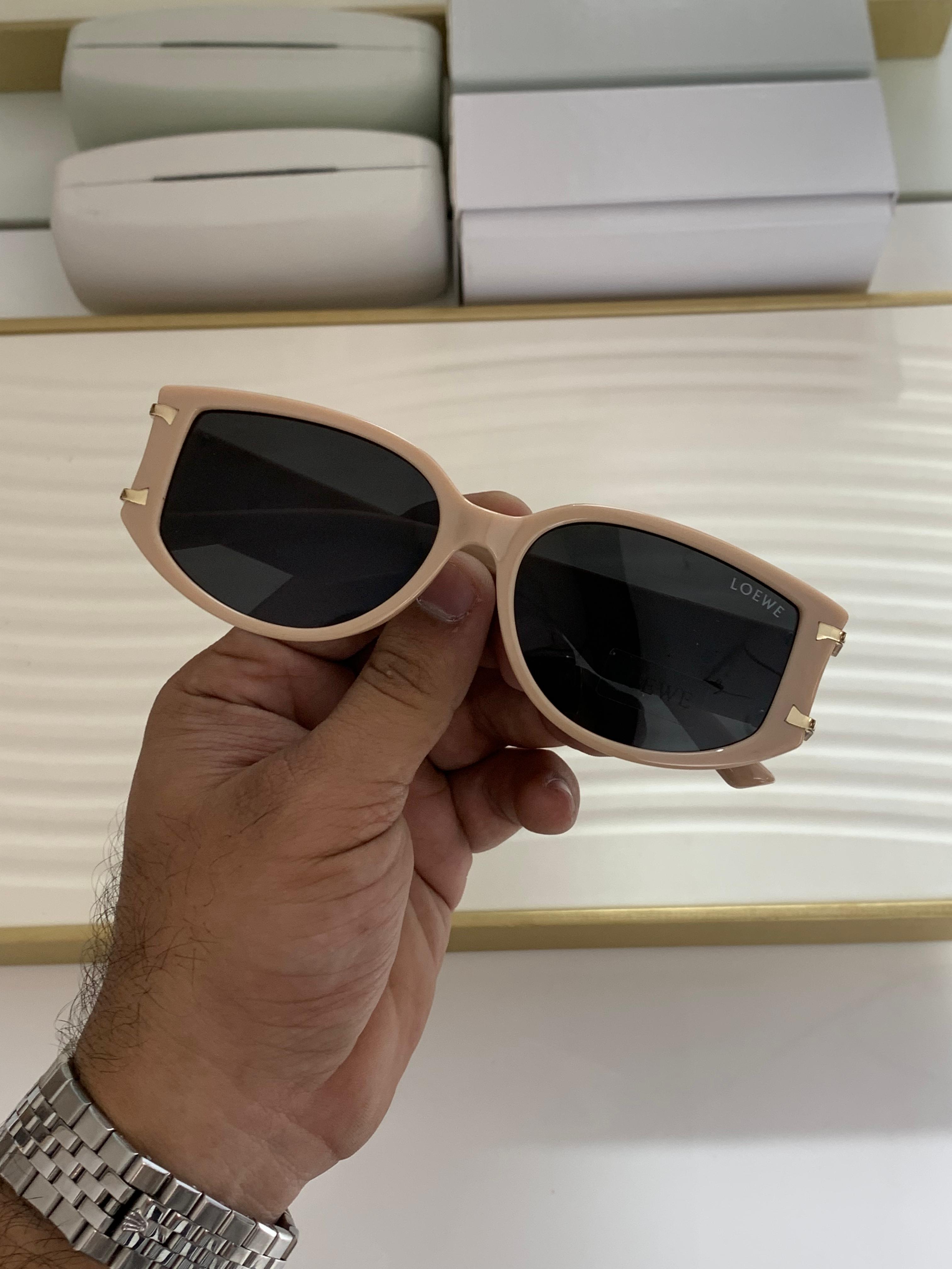 sunglass