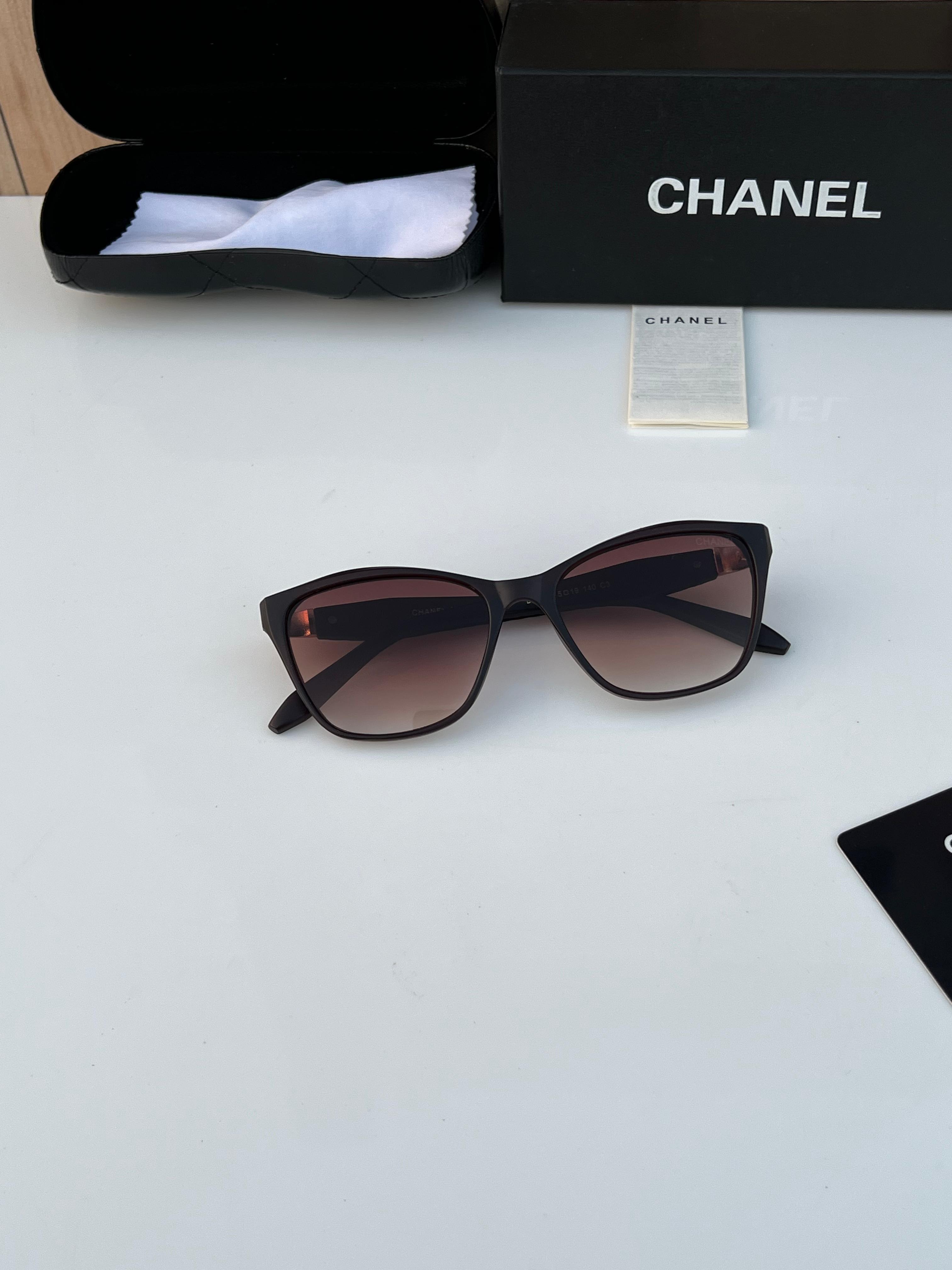 Premium Quality Unisex sunglasses