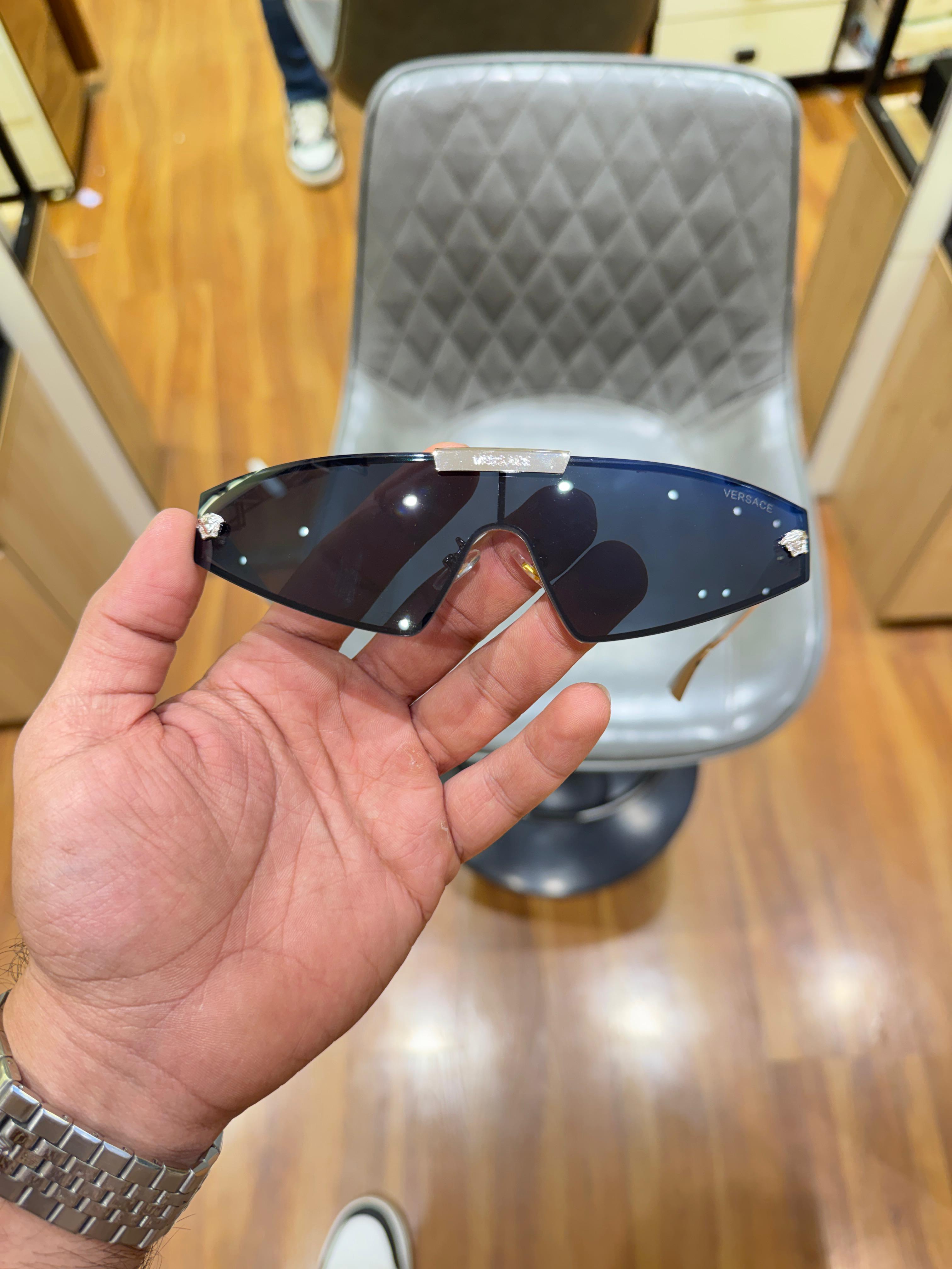*Ve_rsace 8051 silver black*