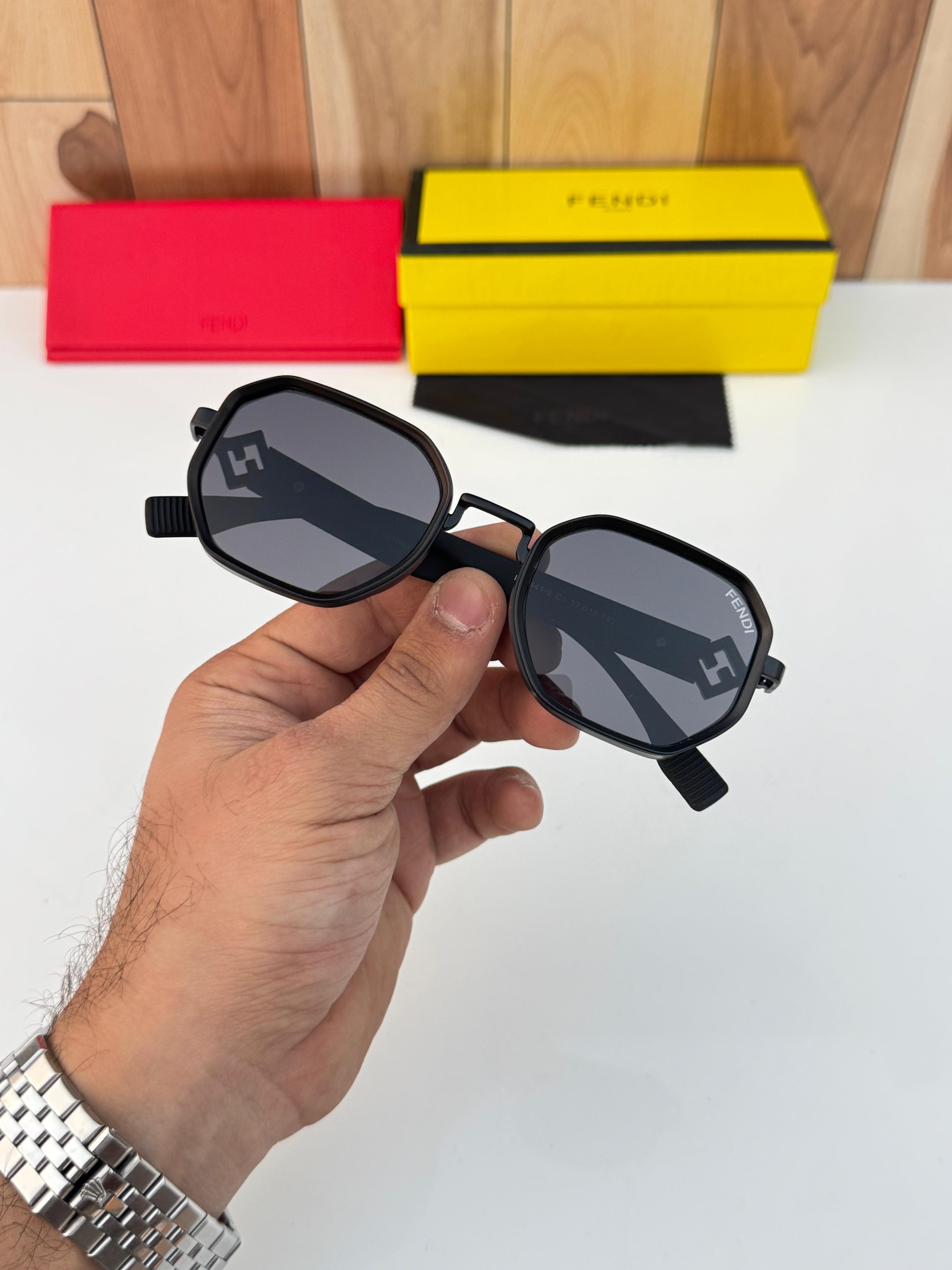 Fe_ndi 441 black