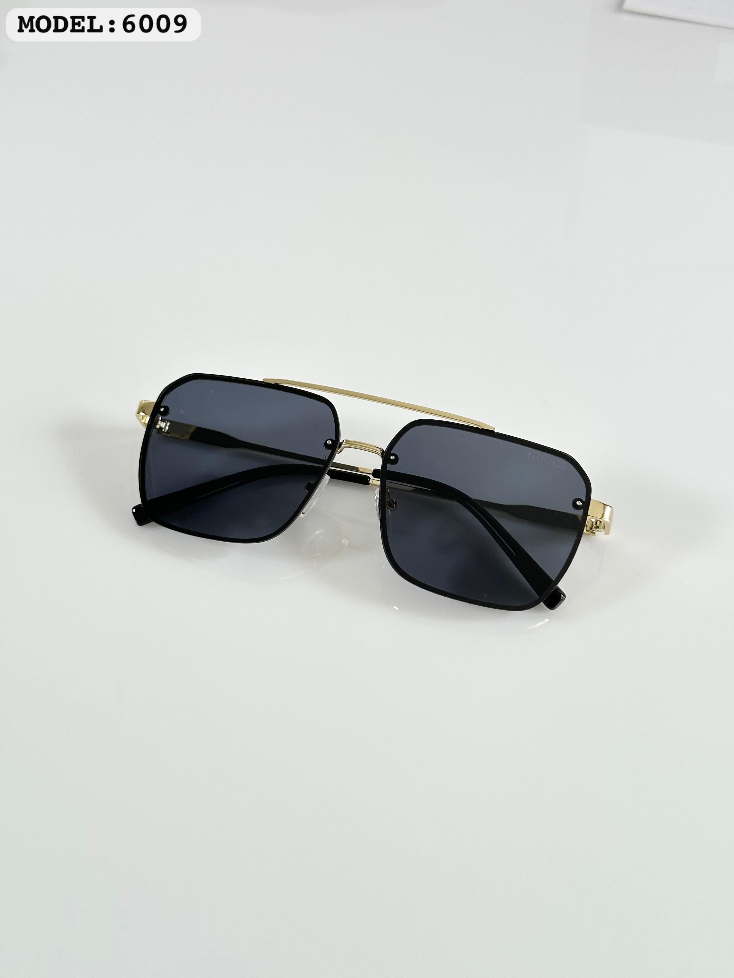 sunglass