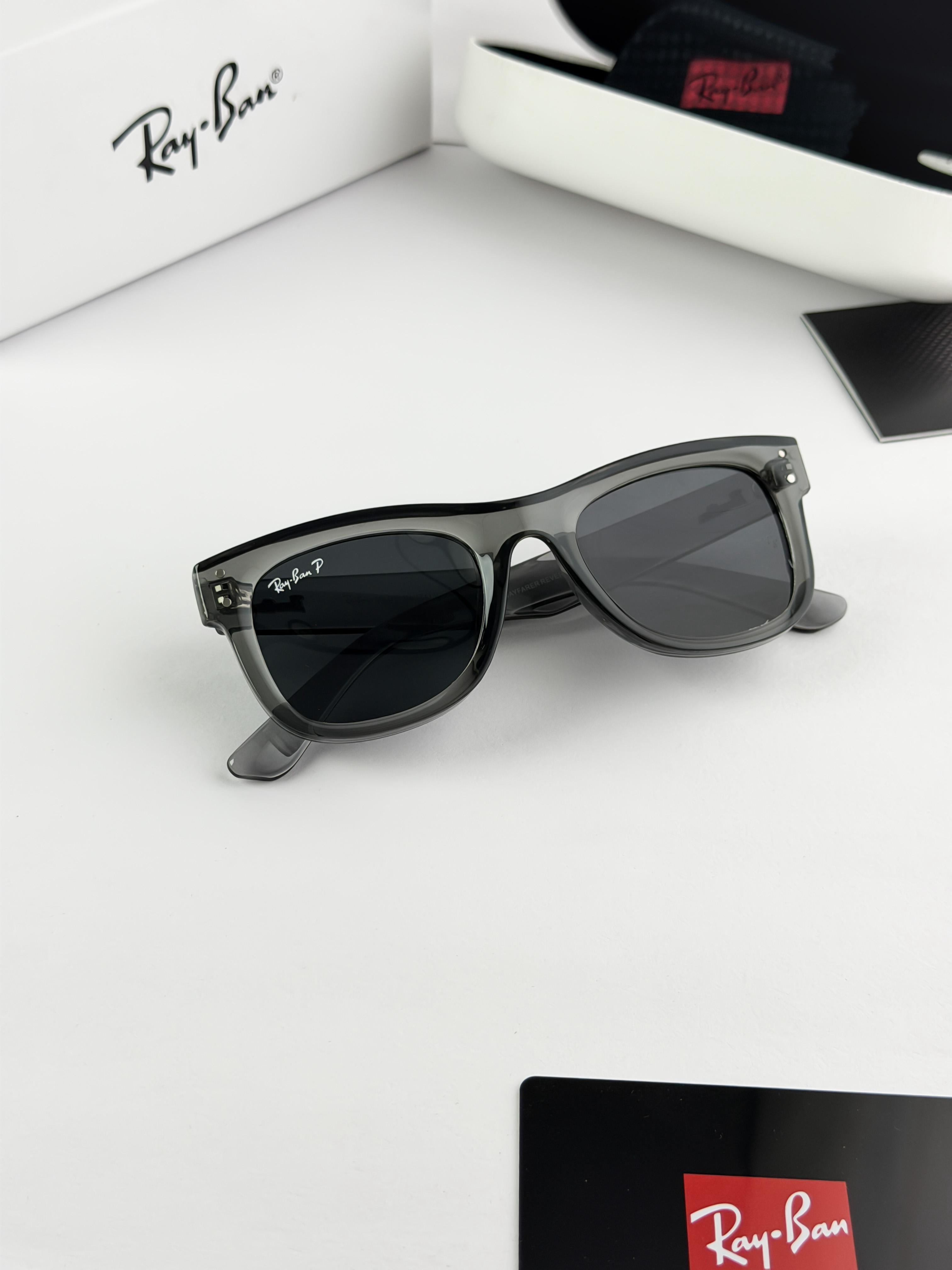 CAR_TIER SILVER BLACK SHADED 0913