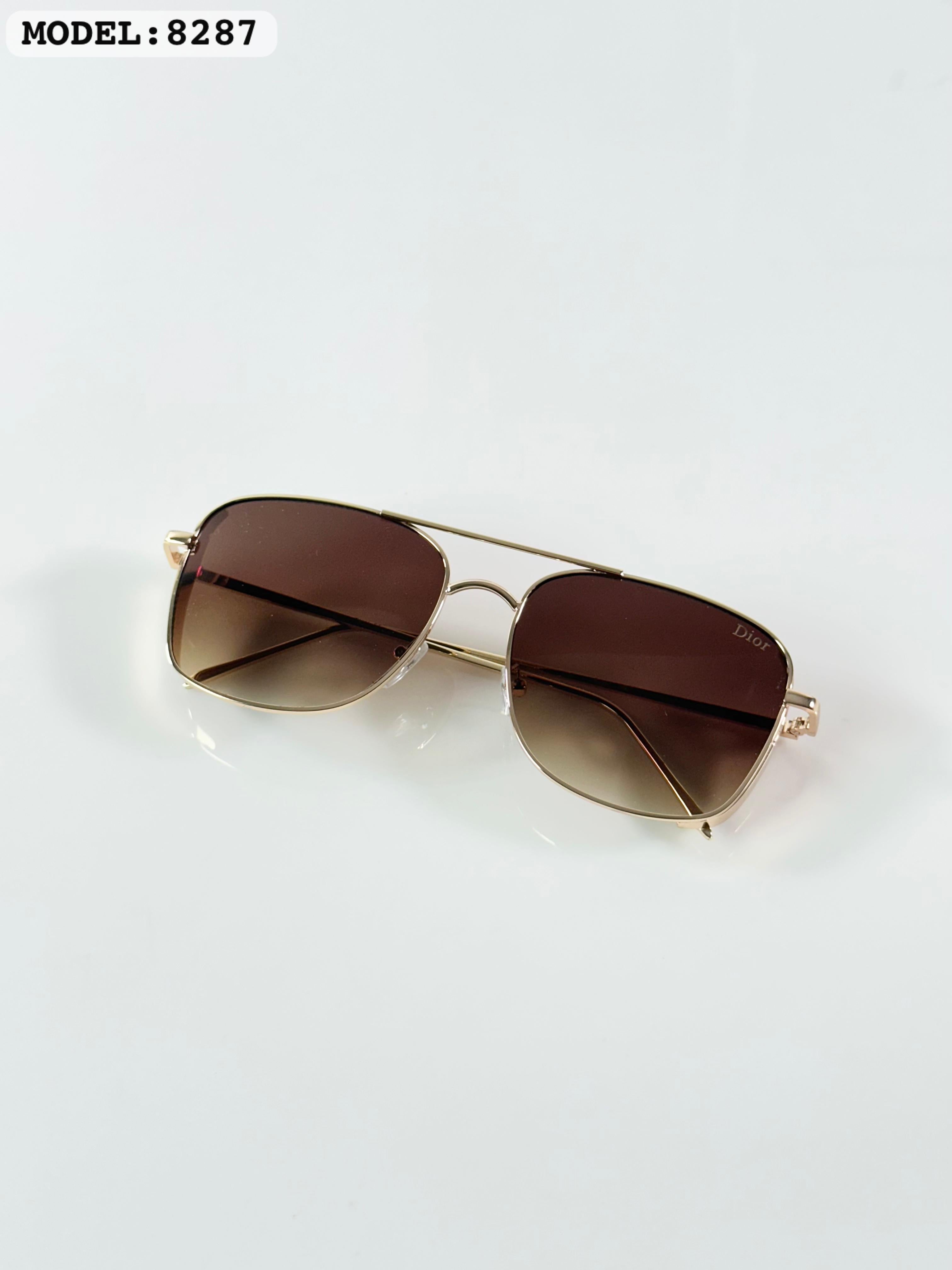 *DIO_R 8287 GOLD BROWN DC*