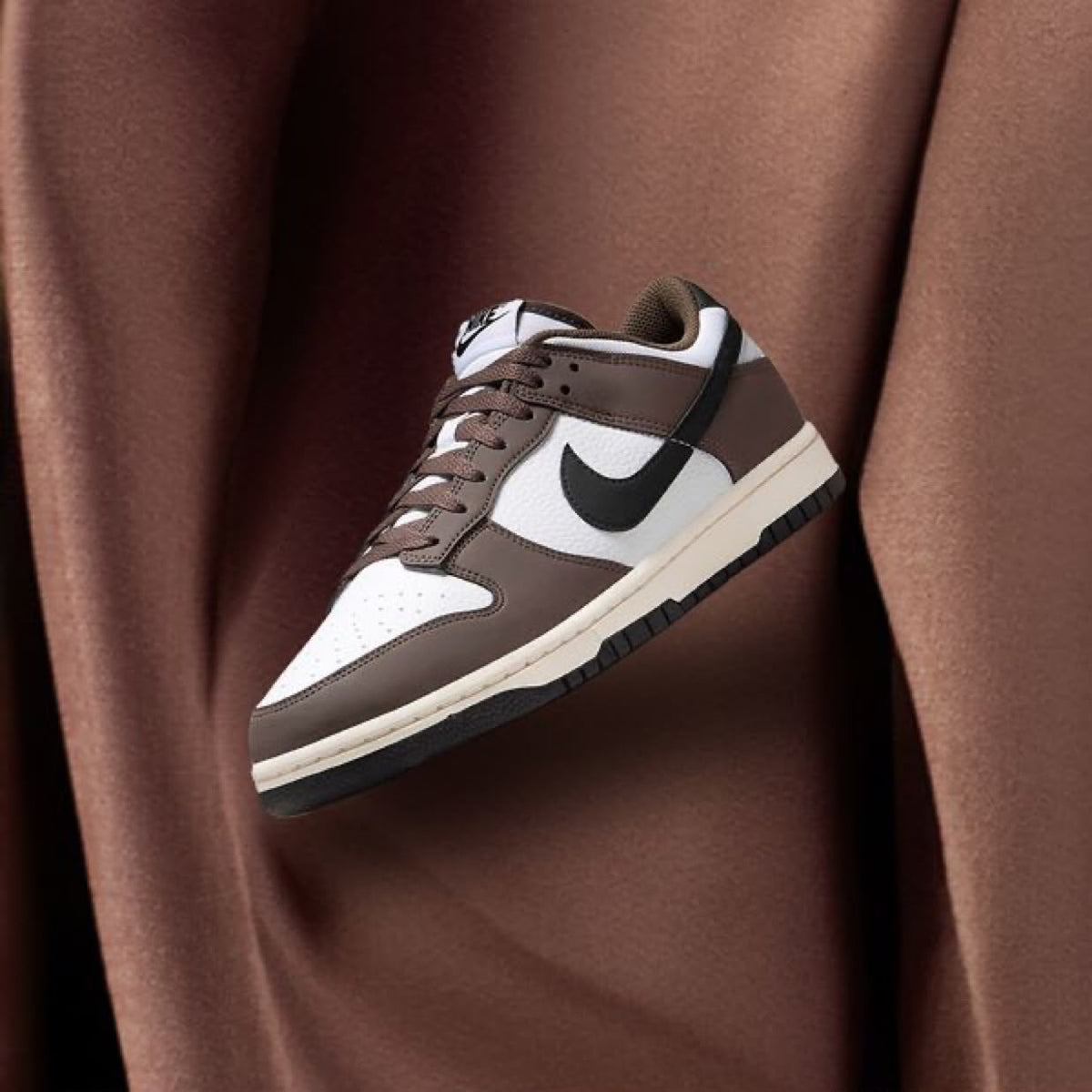 NIK_E SB DUNK LOW (BARBEQUE BROWN)
