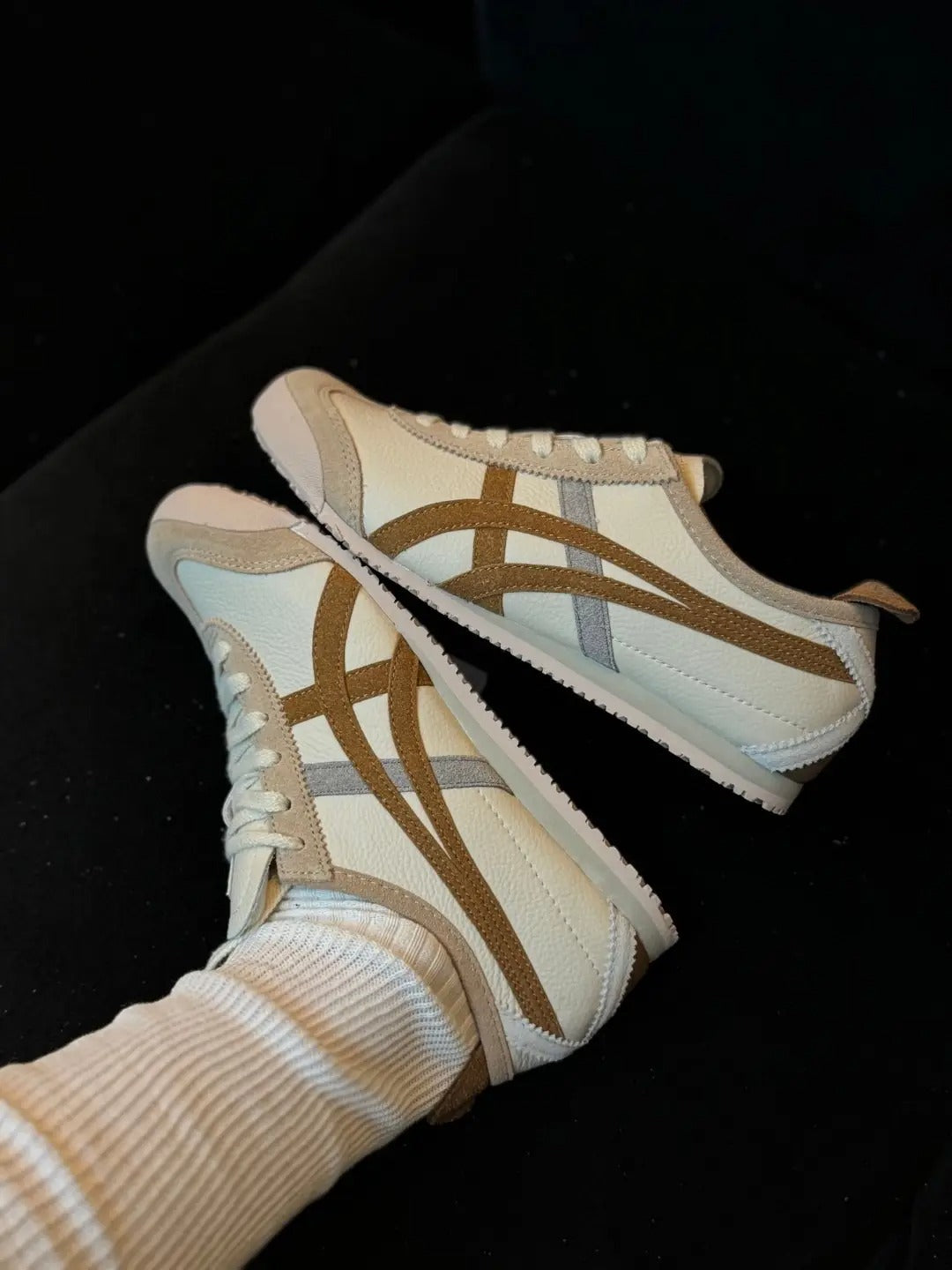 ONITSU_KA TIGER MEXICO 66 CREAM KHAKI