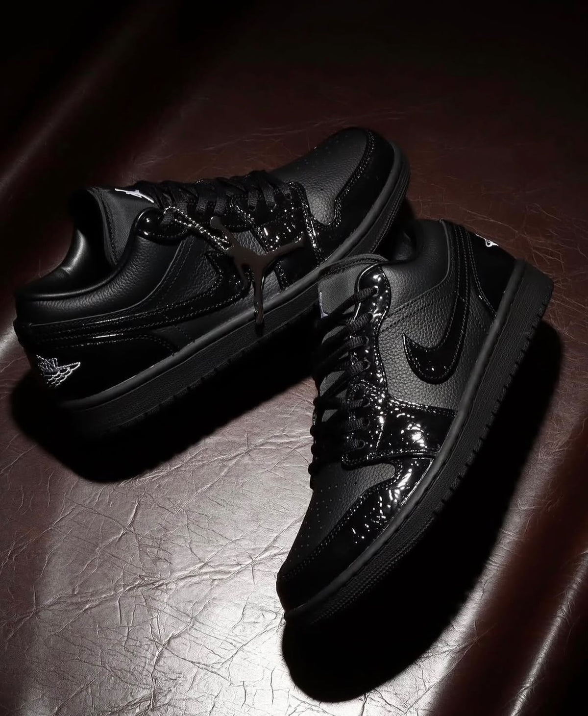 NIK_E AIR JORDAN 1 LOW BLACK CROC
