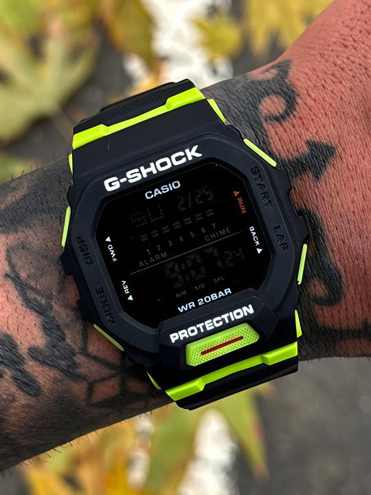 BePrimi's Casio G-Shock GBD-200SM (Neon-black)