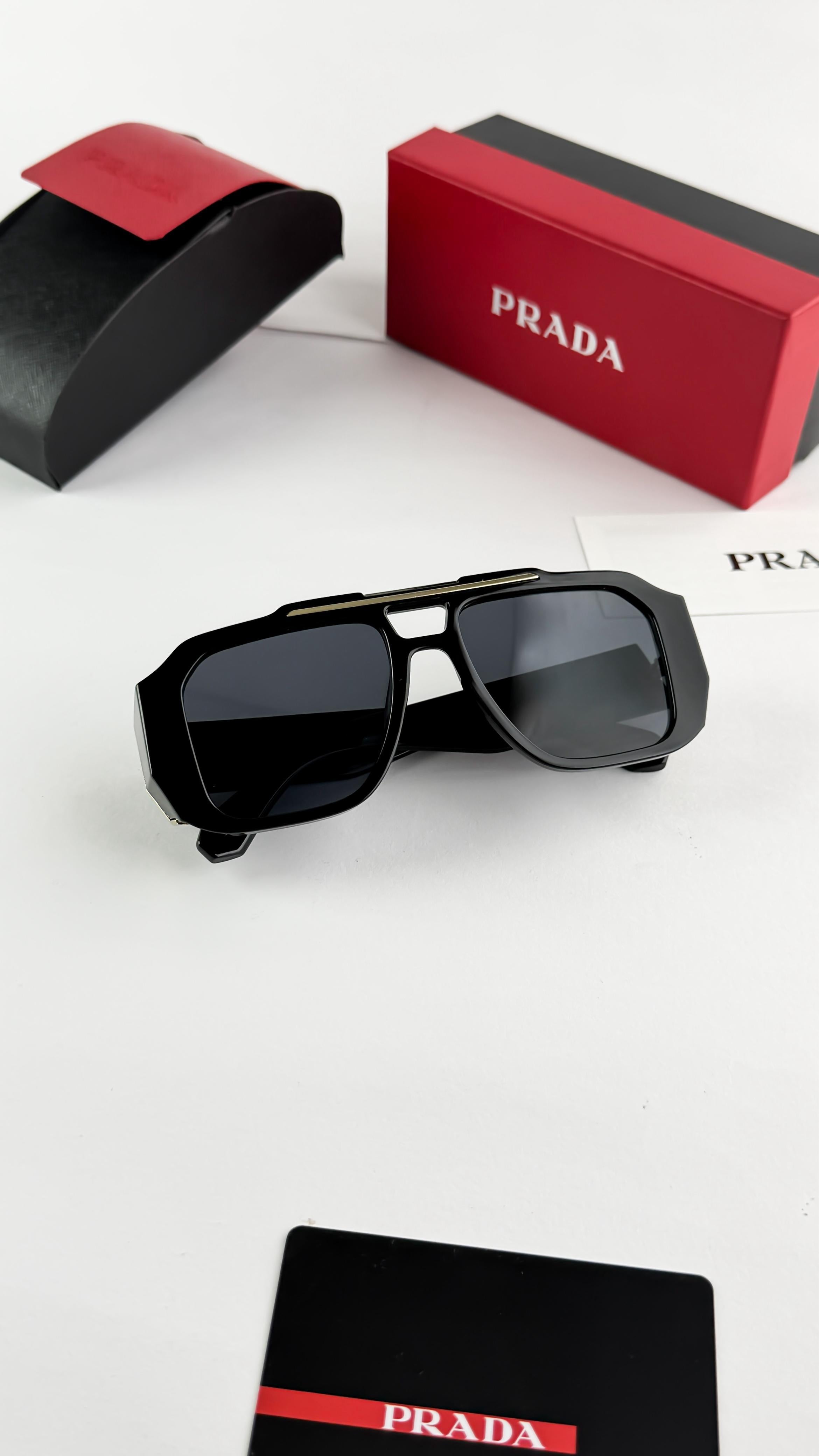 sunglass