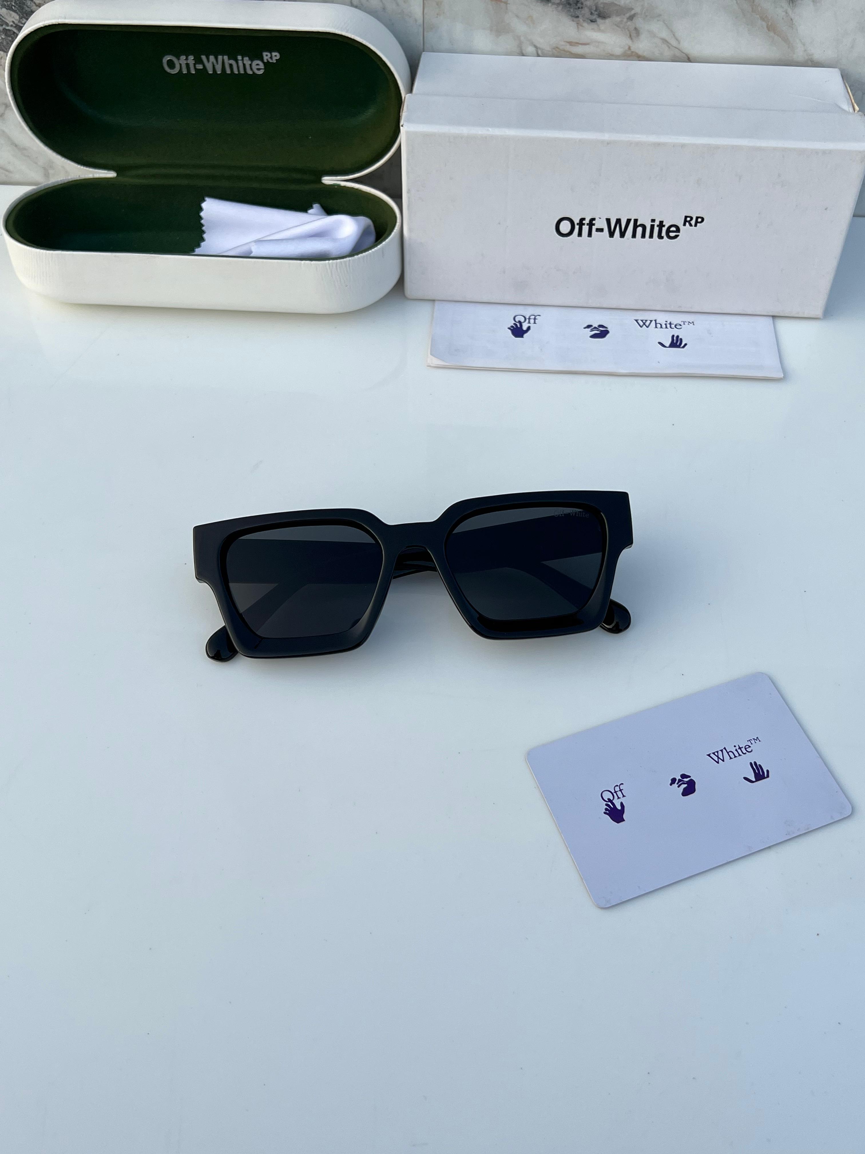Off white full black