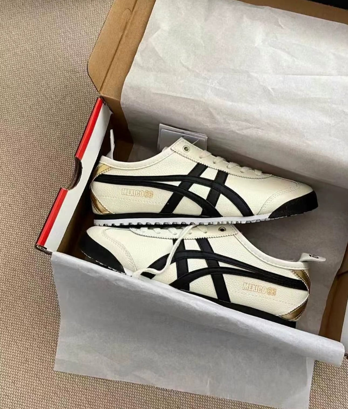 ONITSUK_kA TIGER MEXICO 66 CREAM BLACK GOLD