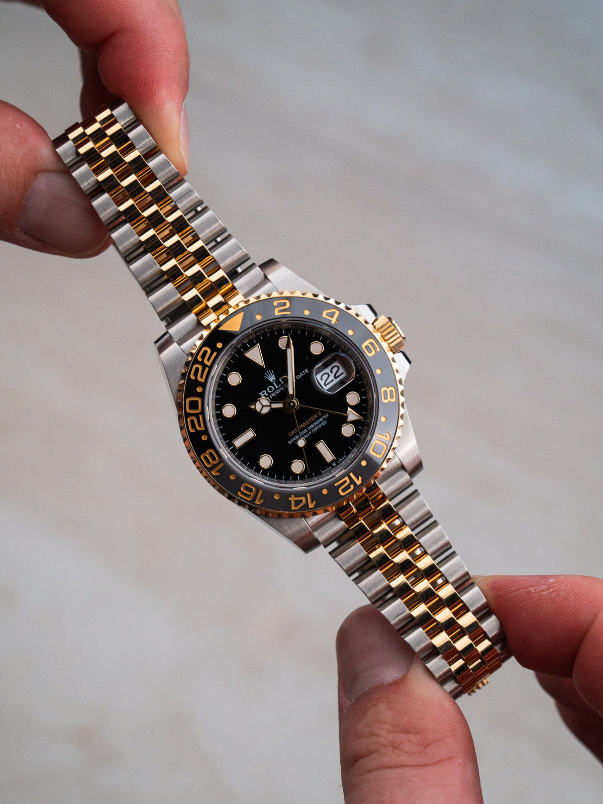 Rol_ex Gmt Shift Dual tone gold (black ring)