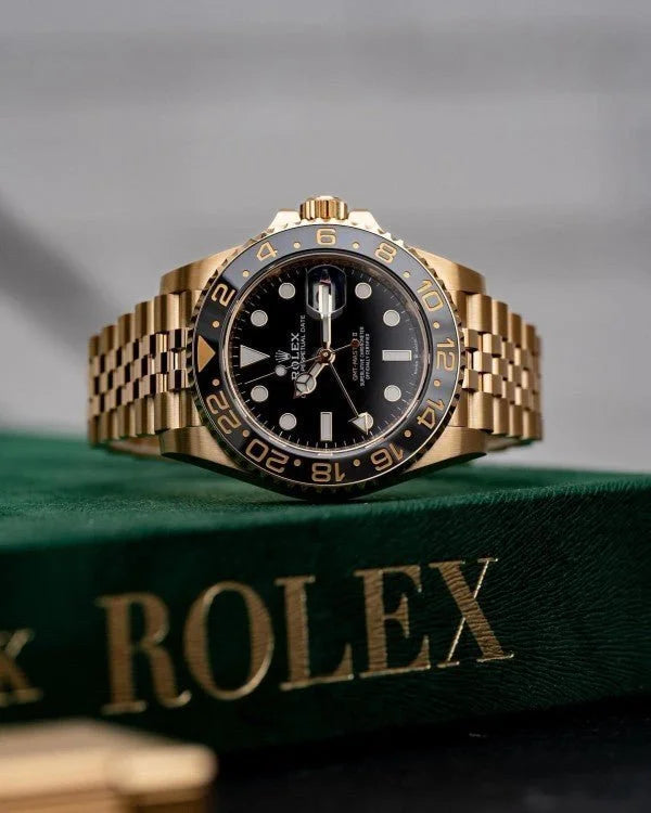luxury Watch GMT Gold Black