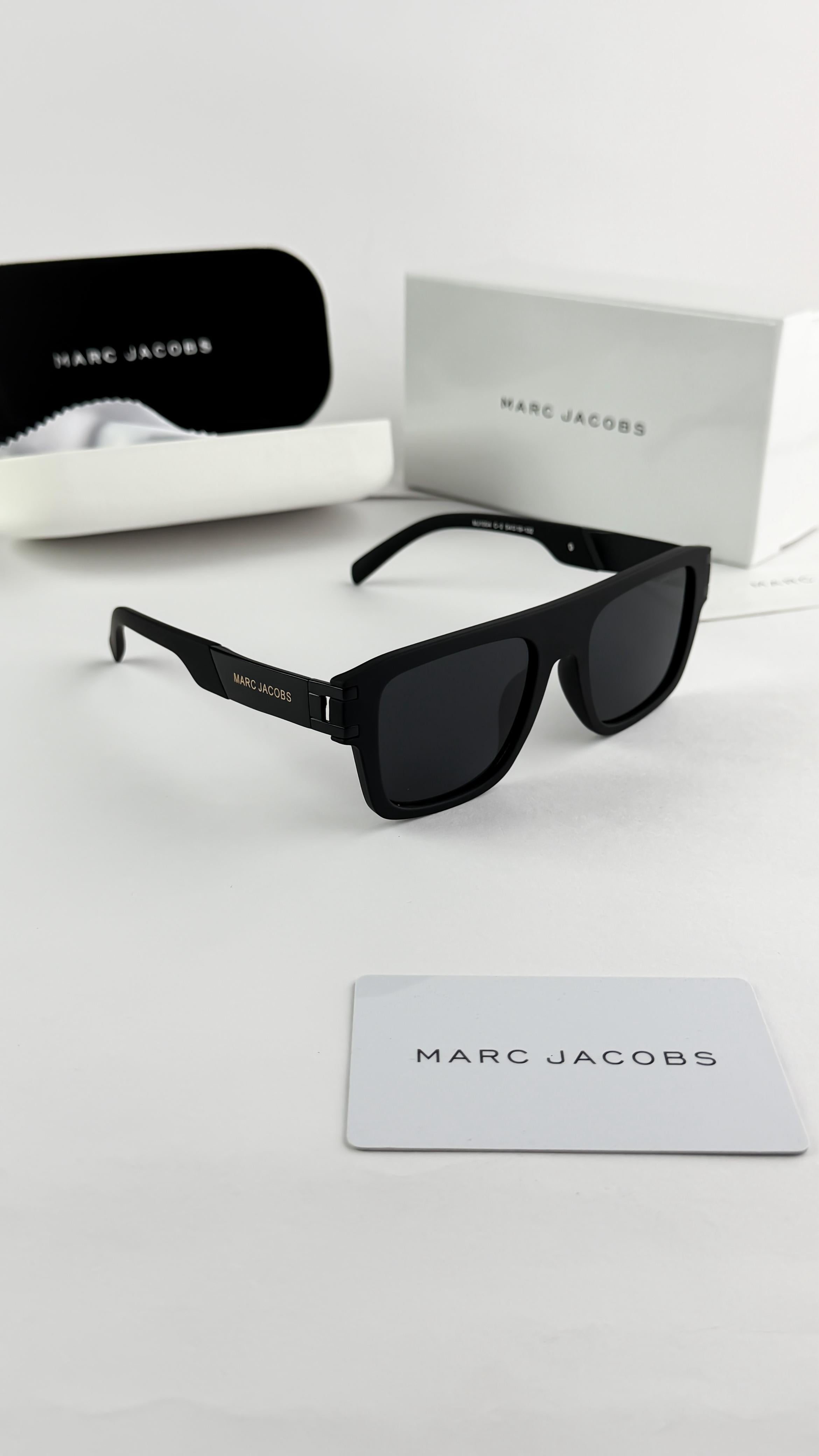 M_ARC JAC_OBS DARK BLACK 1004*