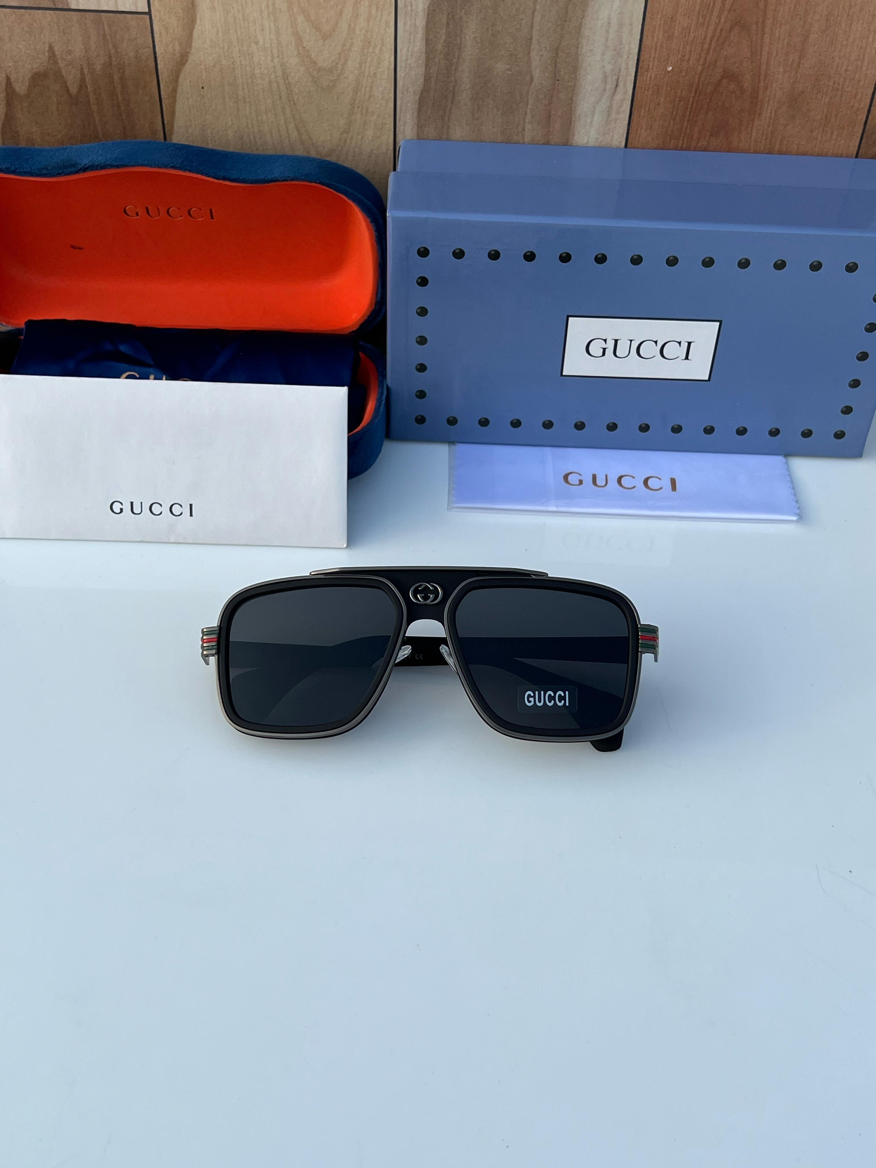 Gu_cci 1295 black