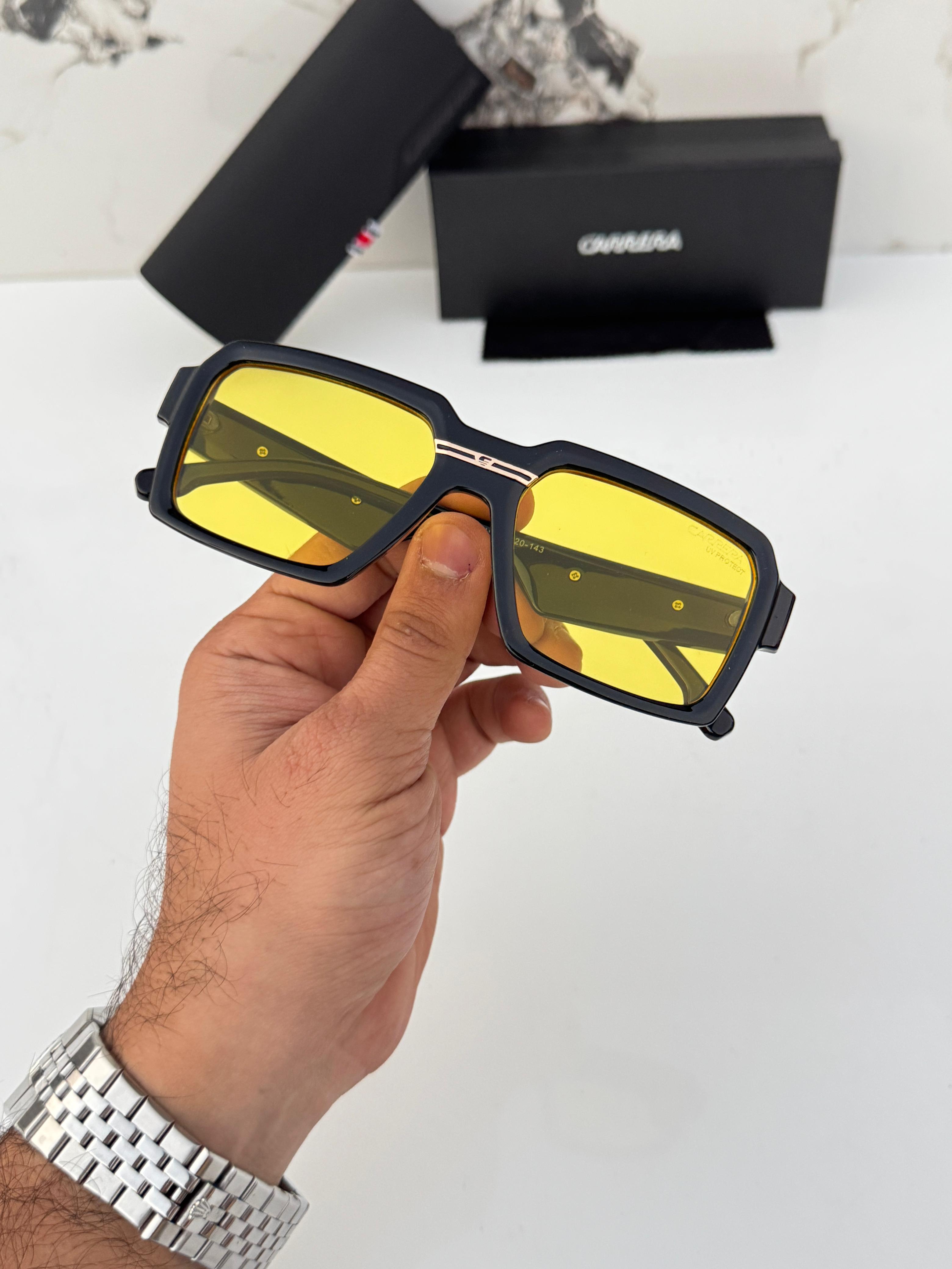 Carr_era black yellow