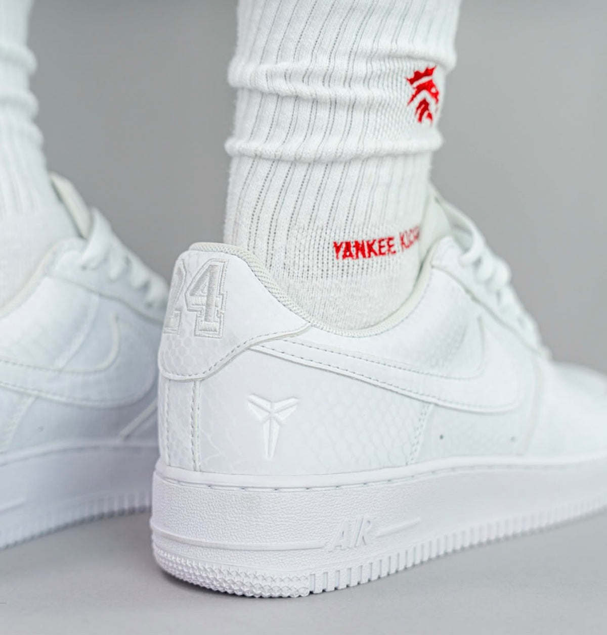 Nikke Airforce 1 x Kobe Bryant white snake skin